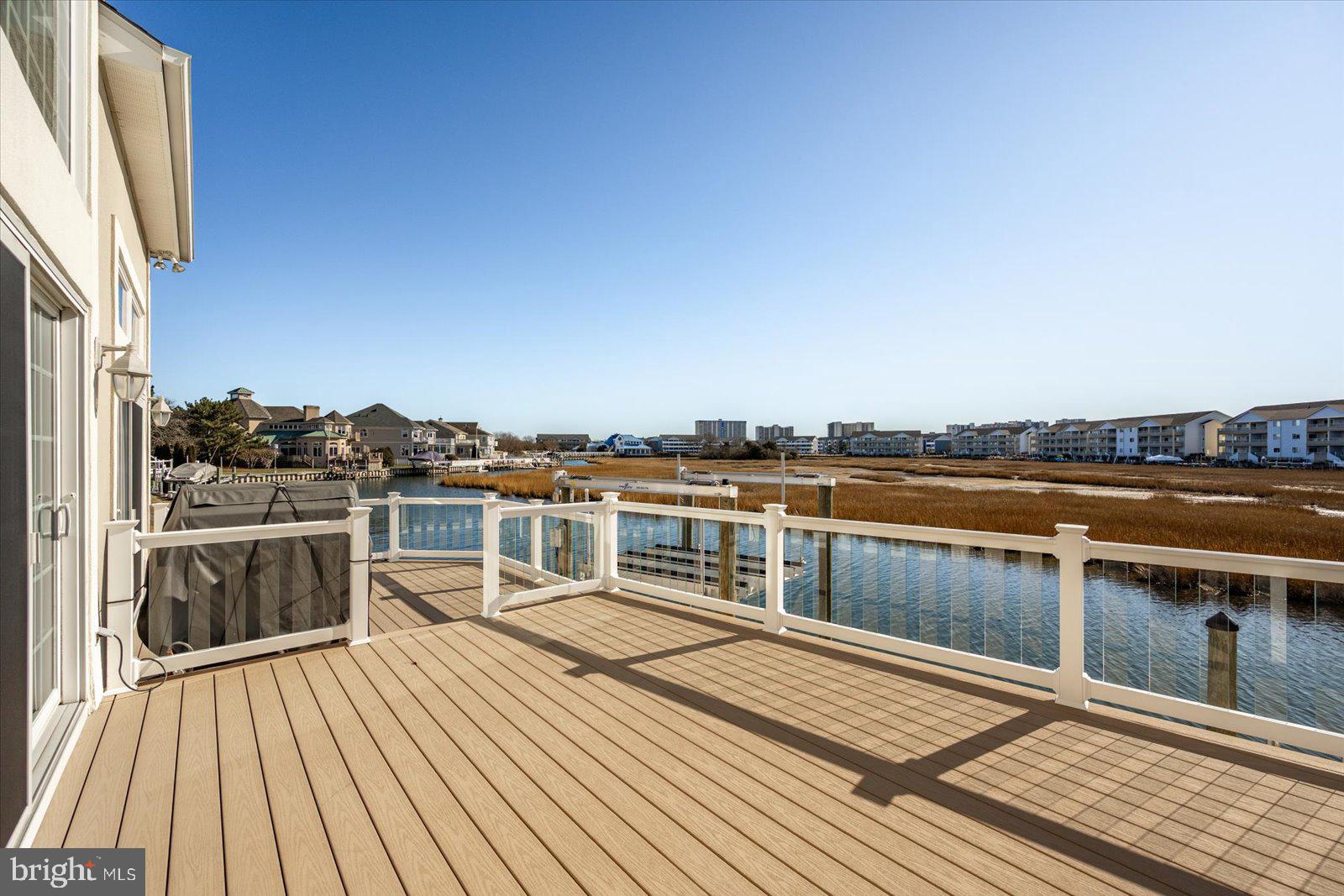 HERON HARBOUR - Residential