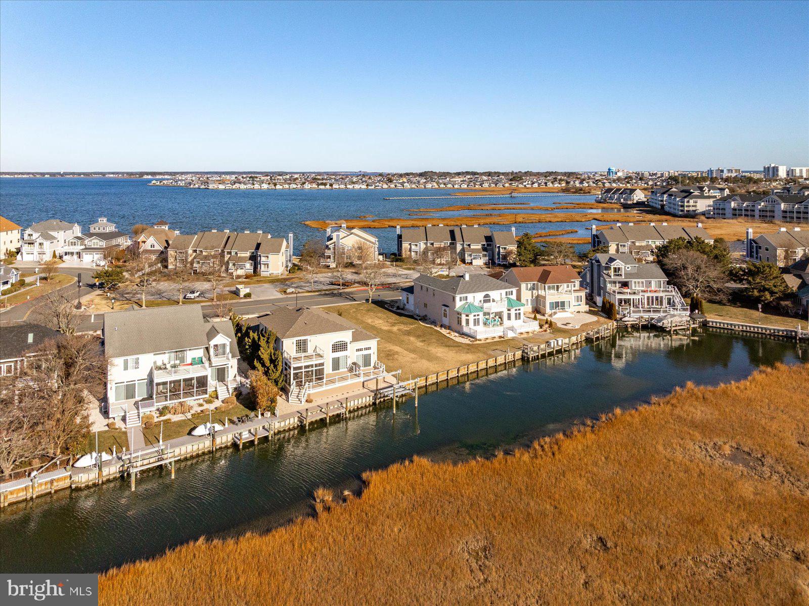 HERON HARBOUR - Residential