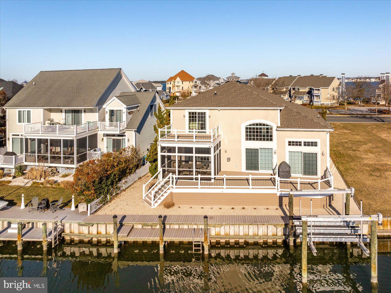 HERON HARBOUR - Residential