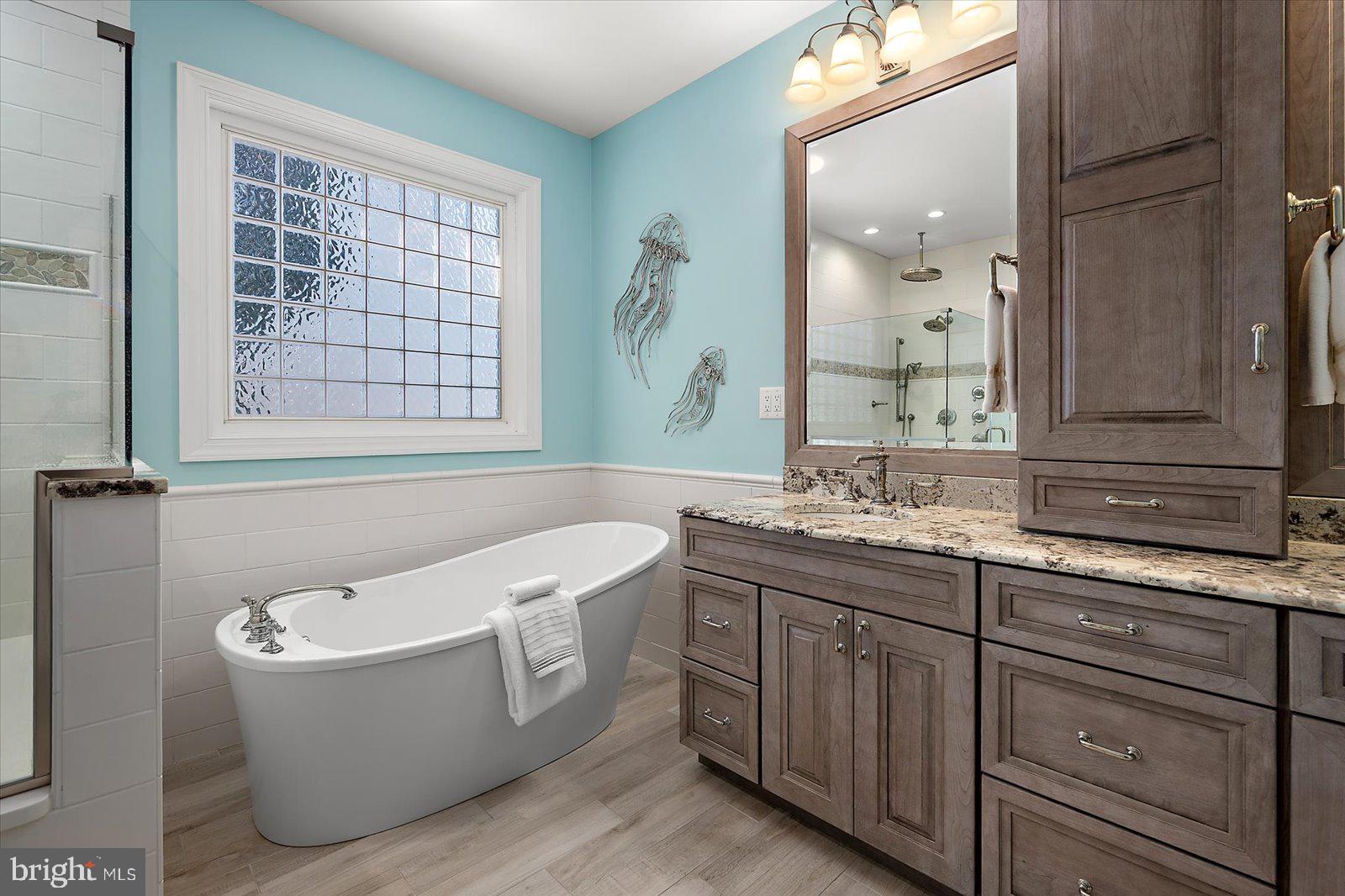 HERON HARBOUR - Residential