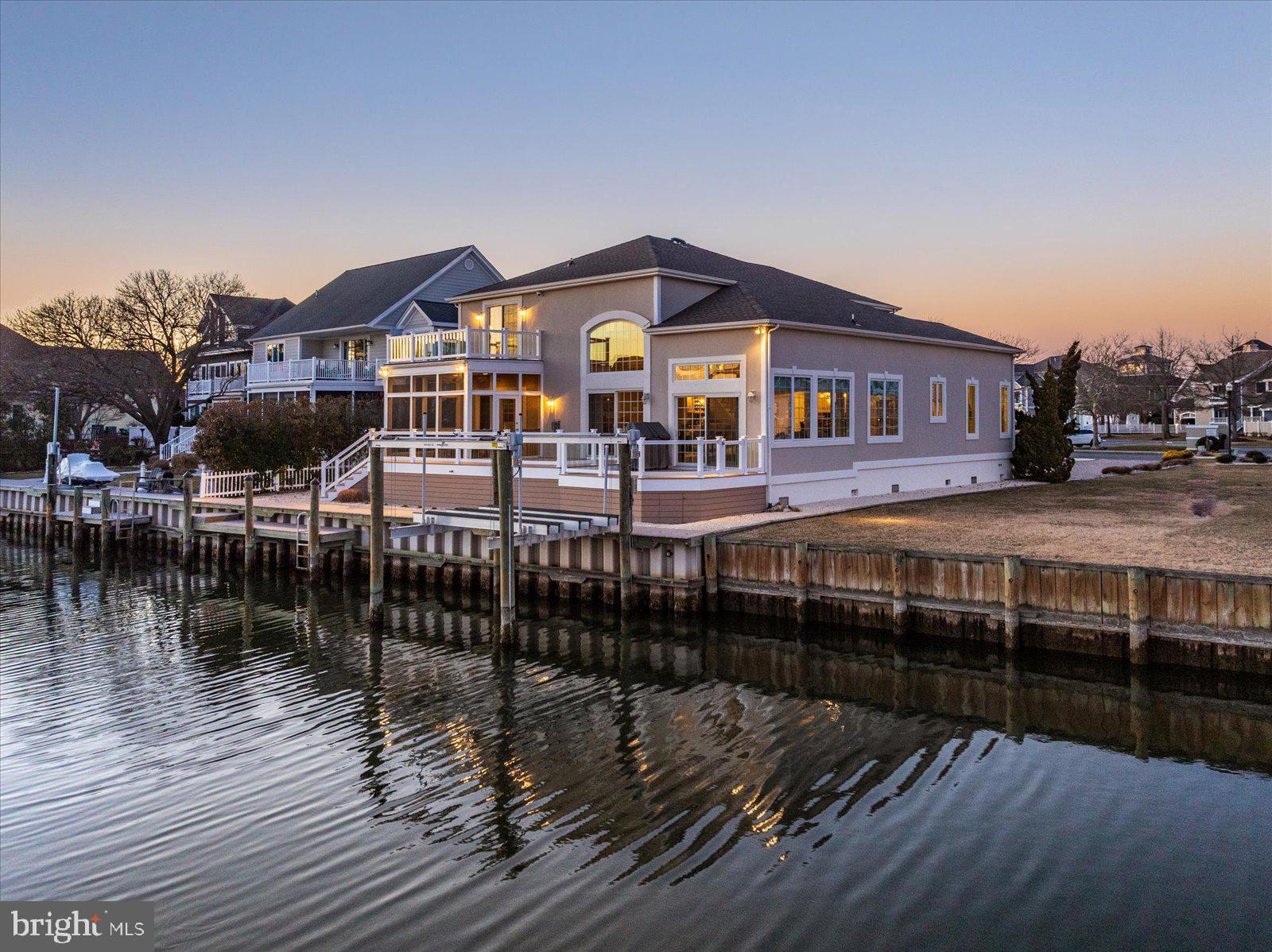 HERON HARBOUR - Residential