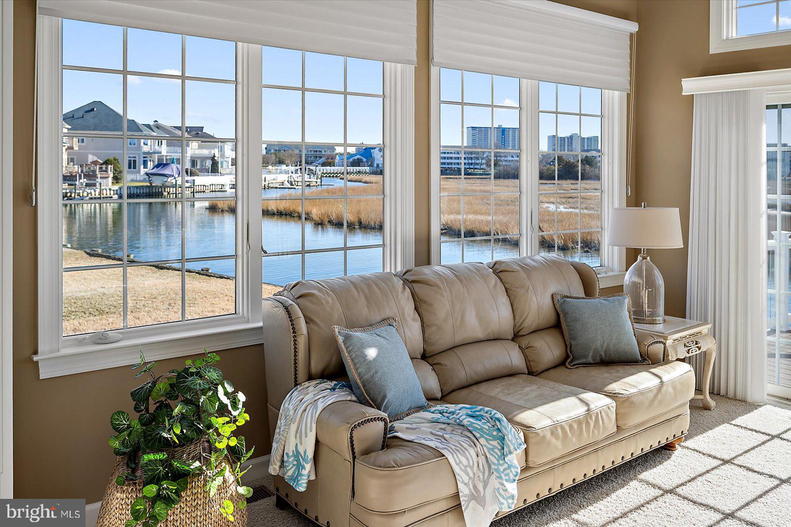 HERON HARBOUR - Residential