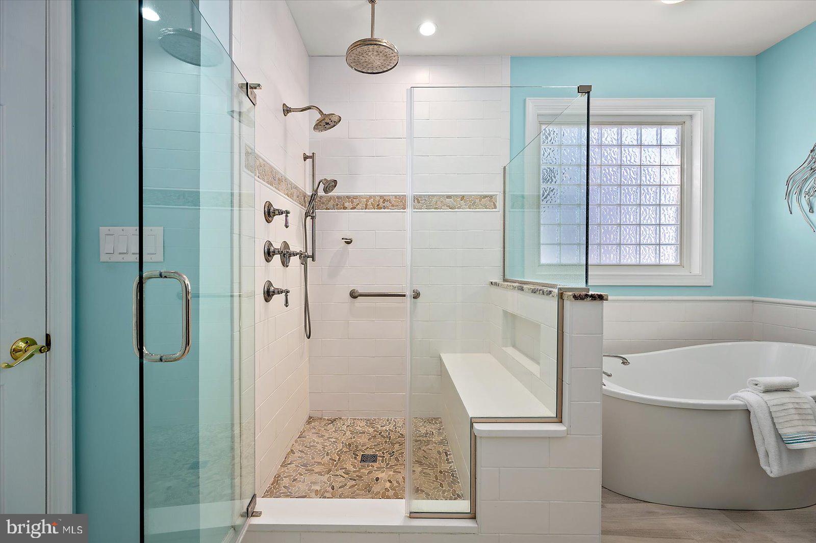 HERON HARBOUR - Residential