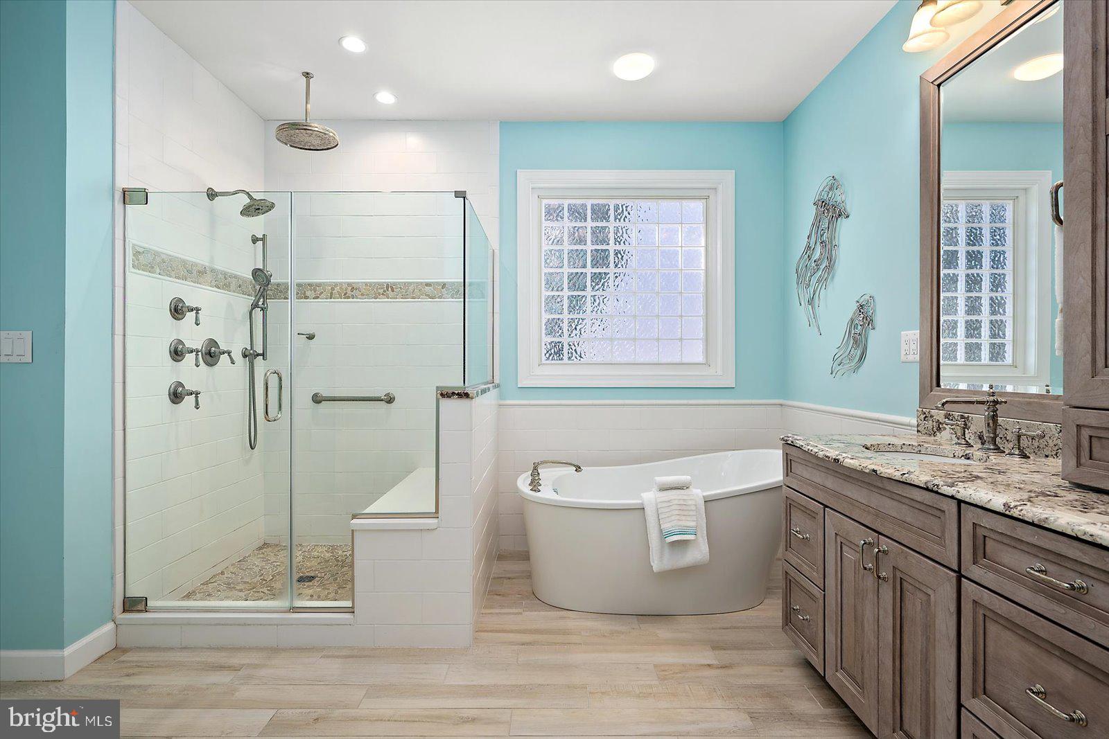 HERON HARBOUR - Residential