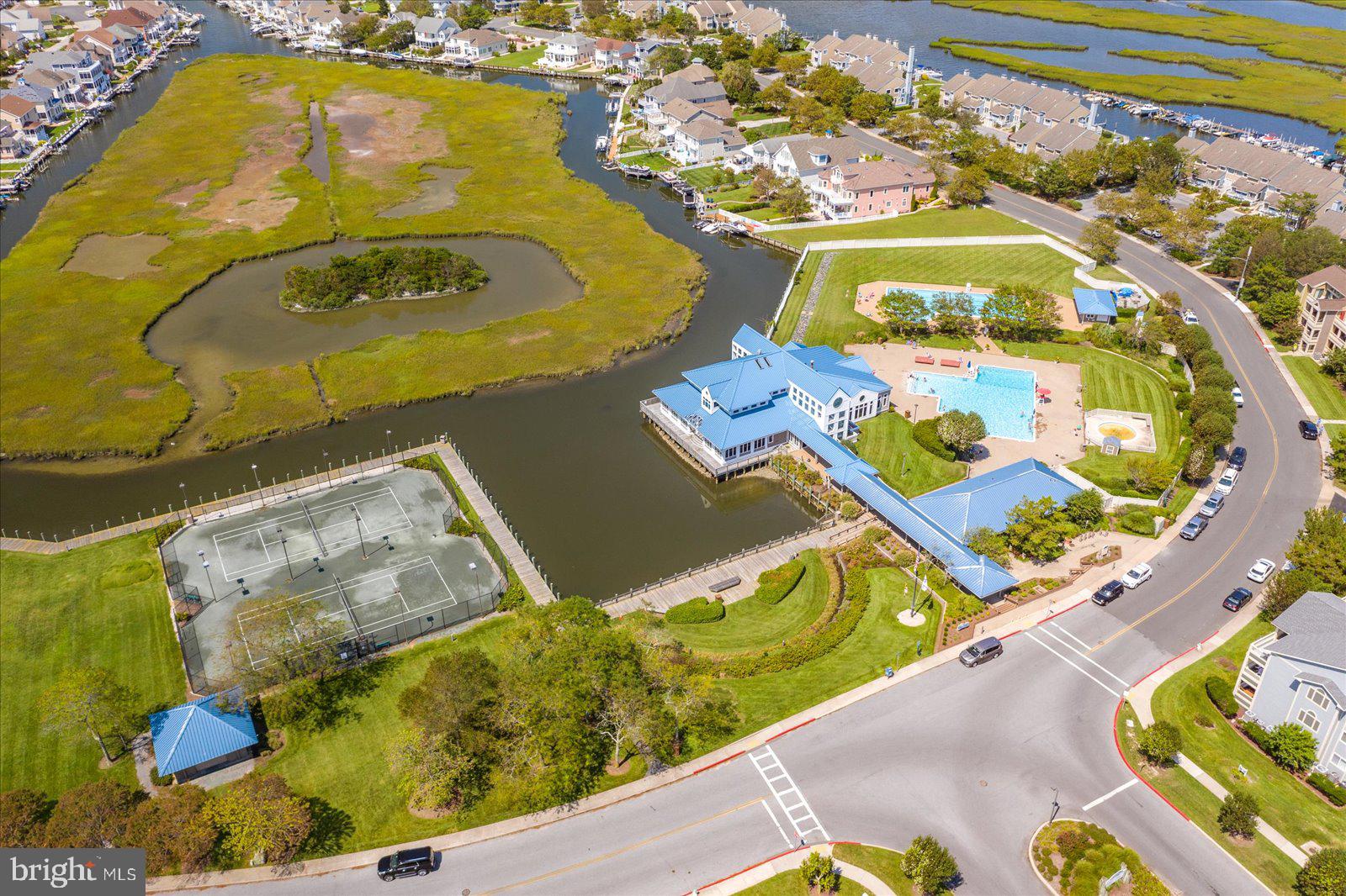 HERON HARBOUR - Residential