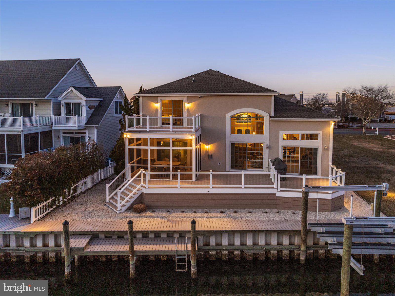 HERON HARBOUR - Residential