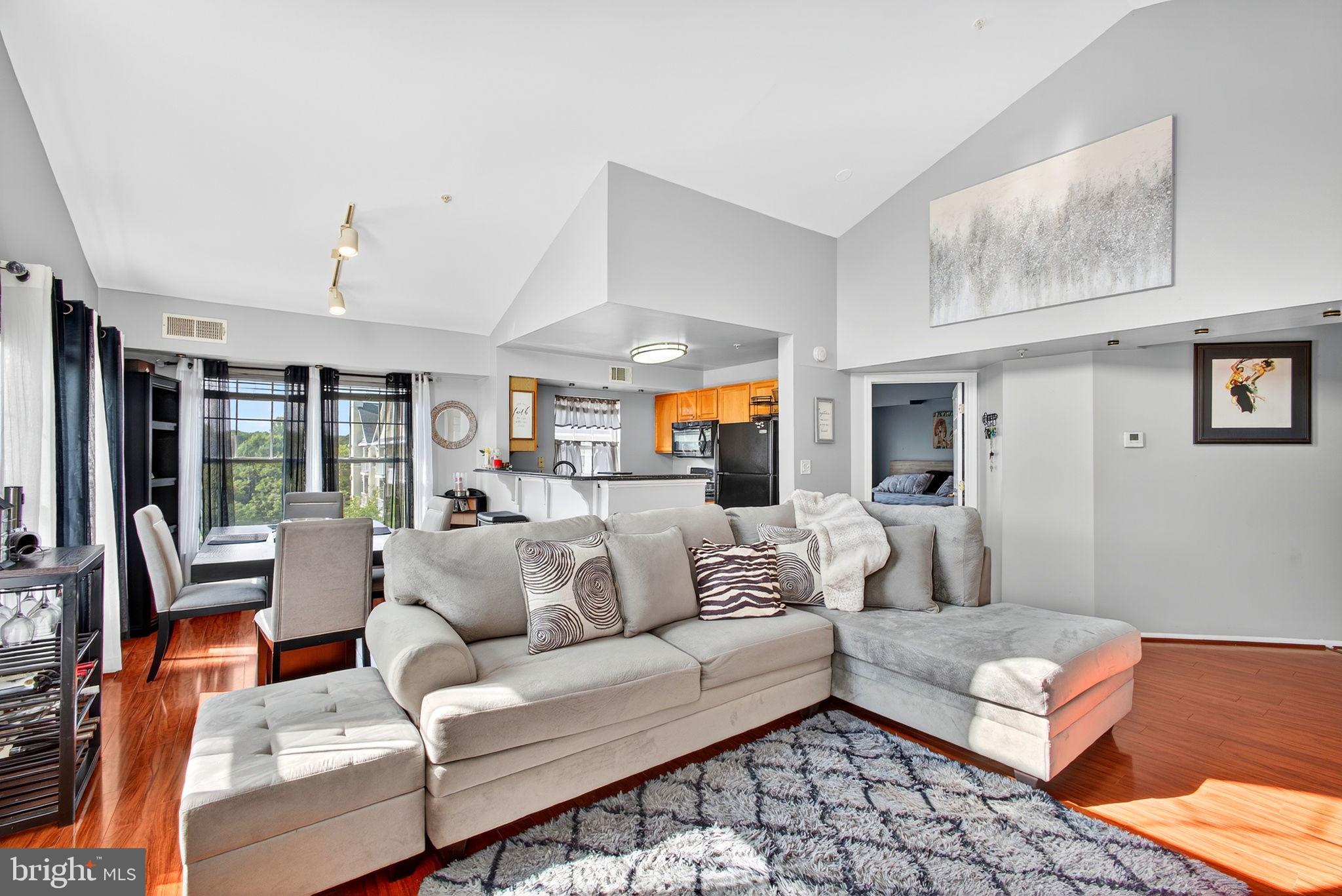 NORMANDY PLACE CONDO-PHA - Residential