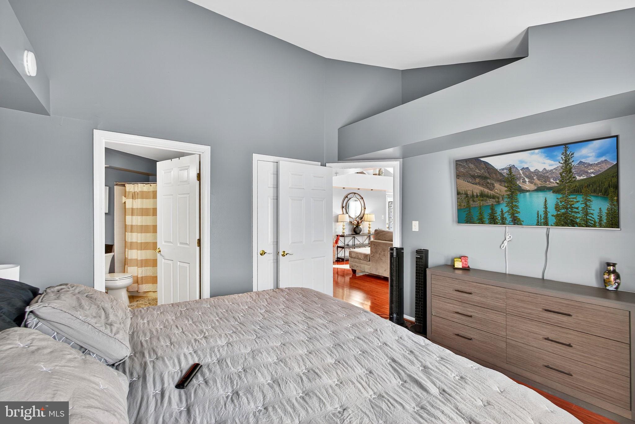 NORMANDY PLACE CONDO-PHA - Residential