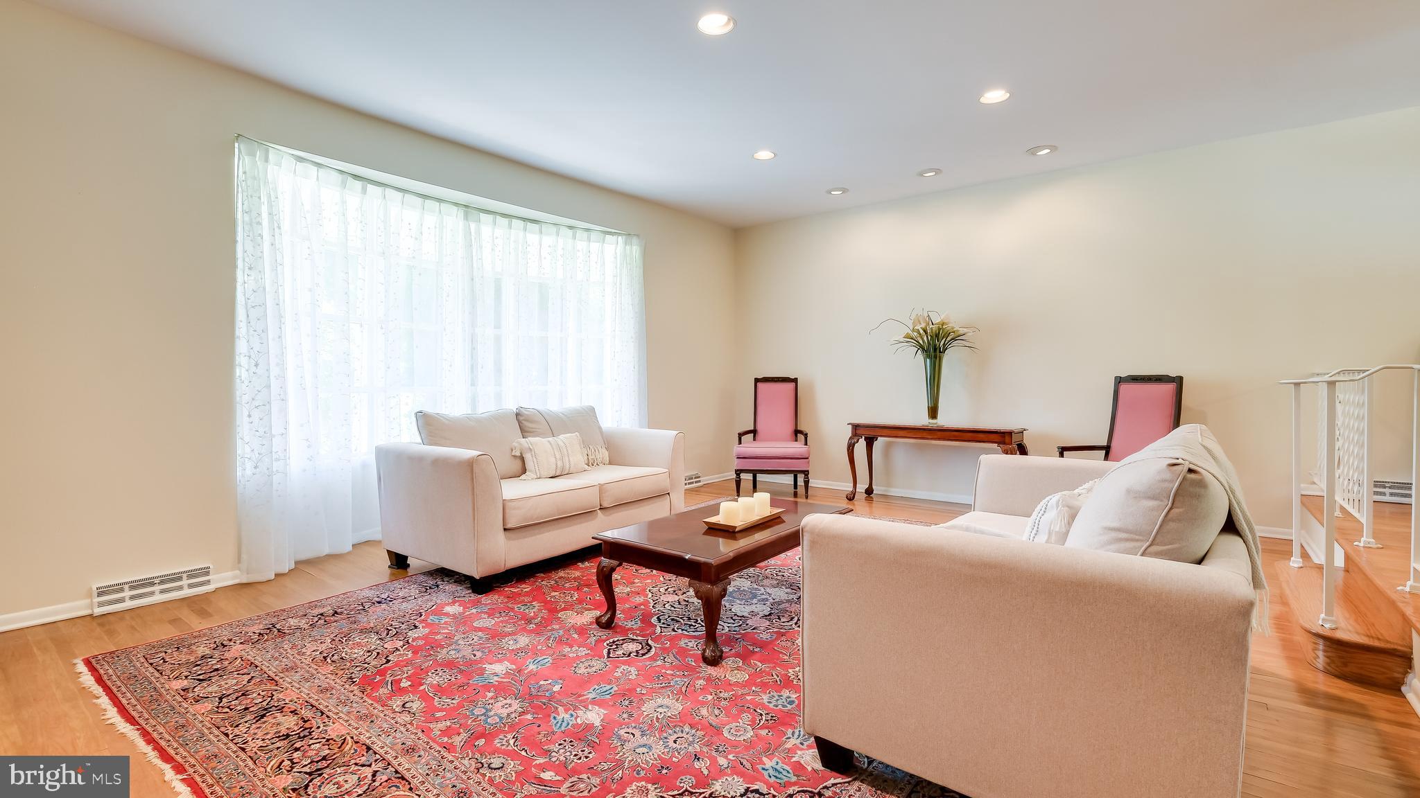 JUSTA FARMS - Residential