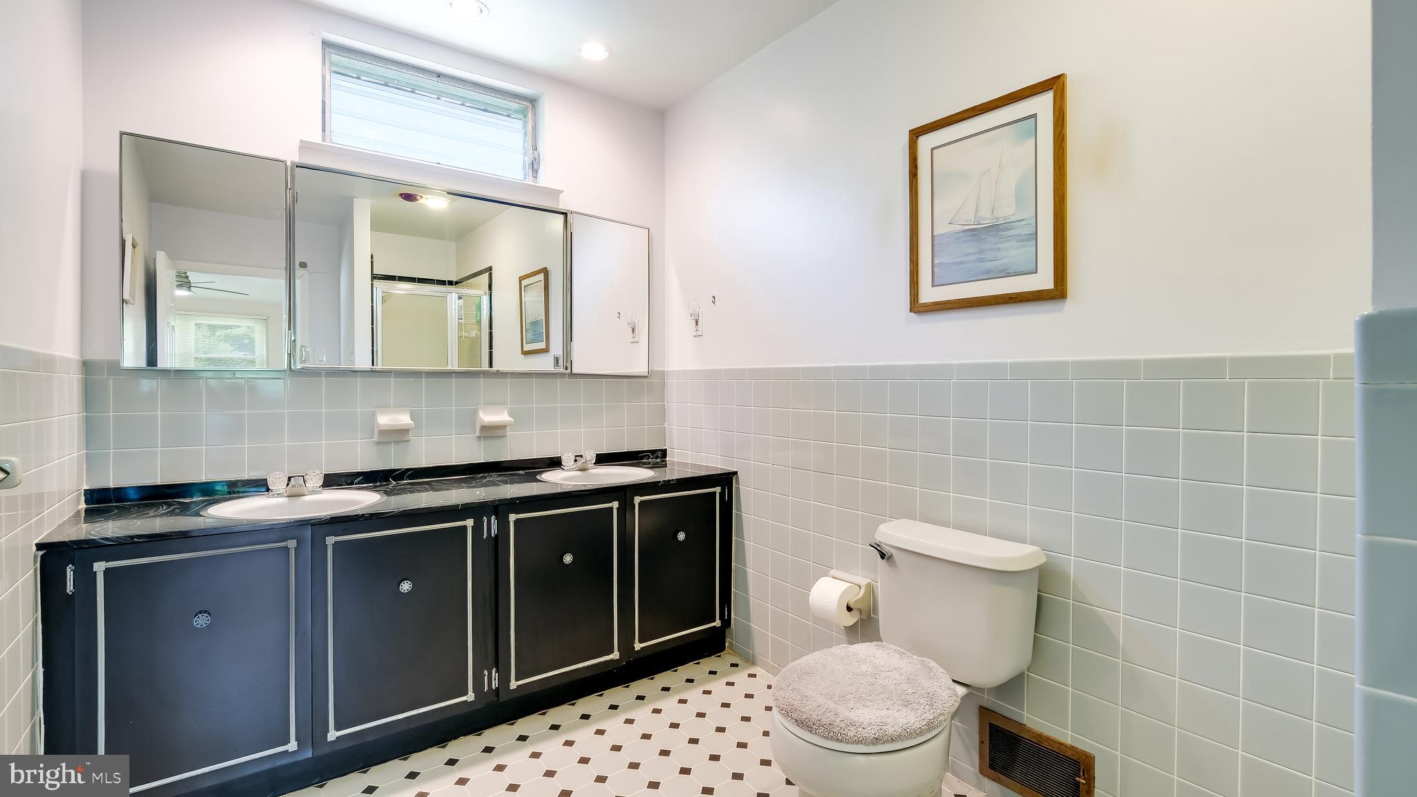 JUSTA FARMS - Residential