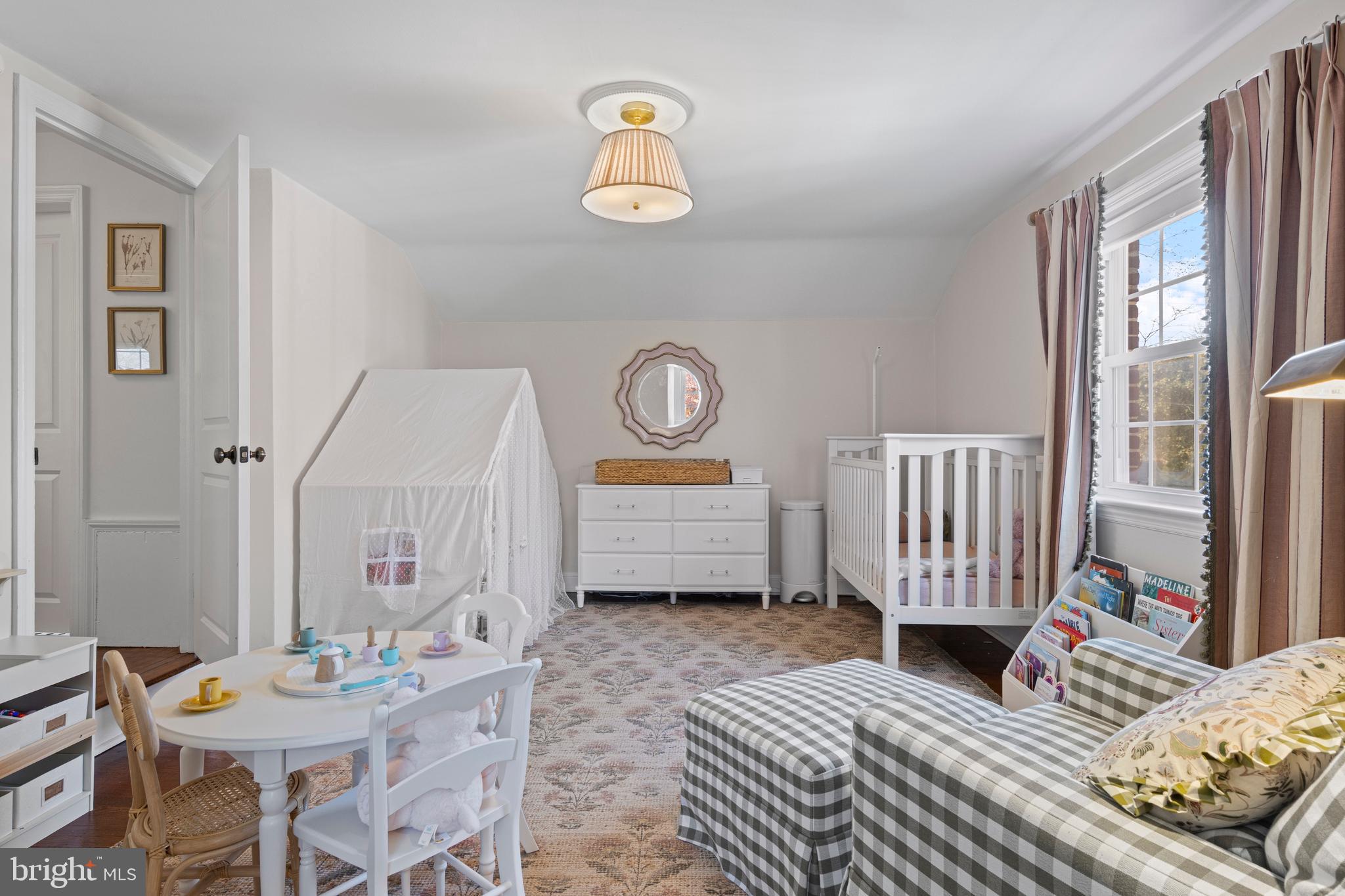 NORTH WAYNE - Residential