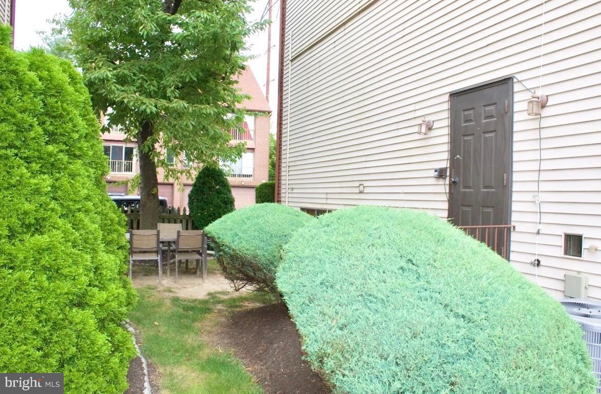 RIVERS BEND II - Residential