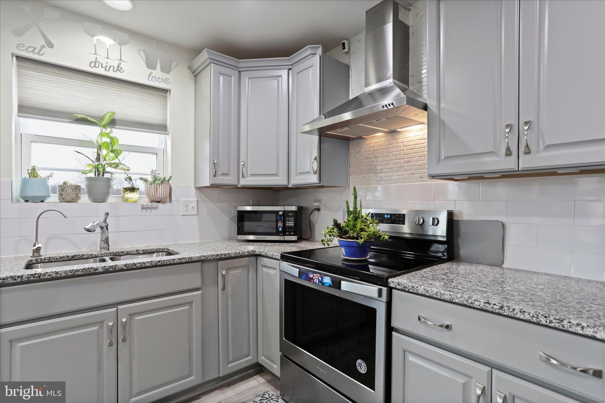 MORNING DOVE ESTATES - Residential