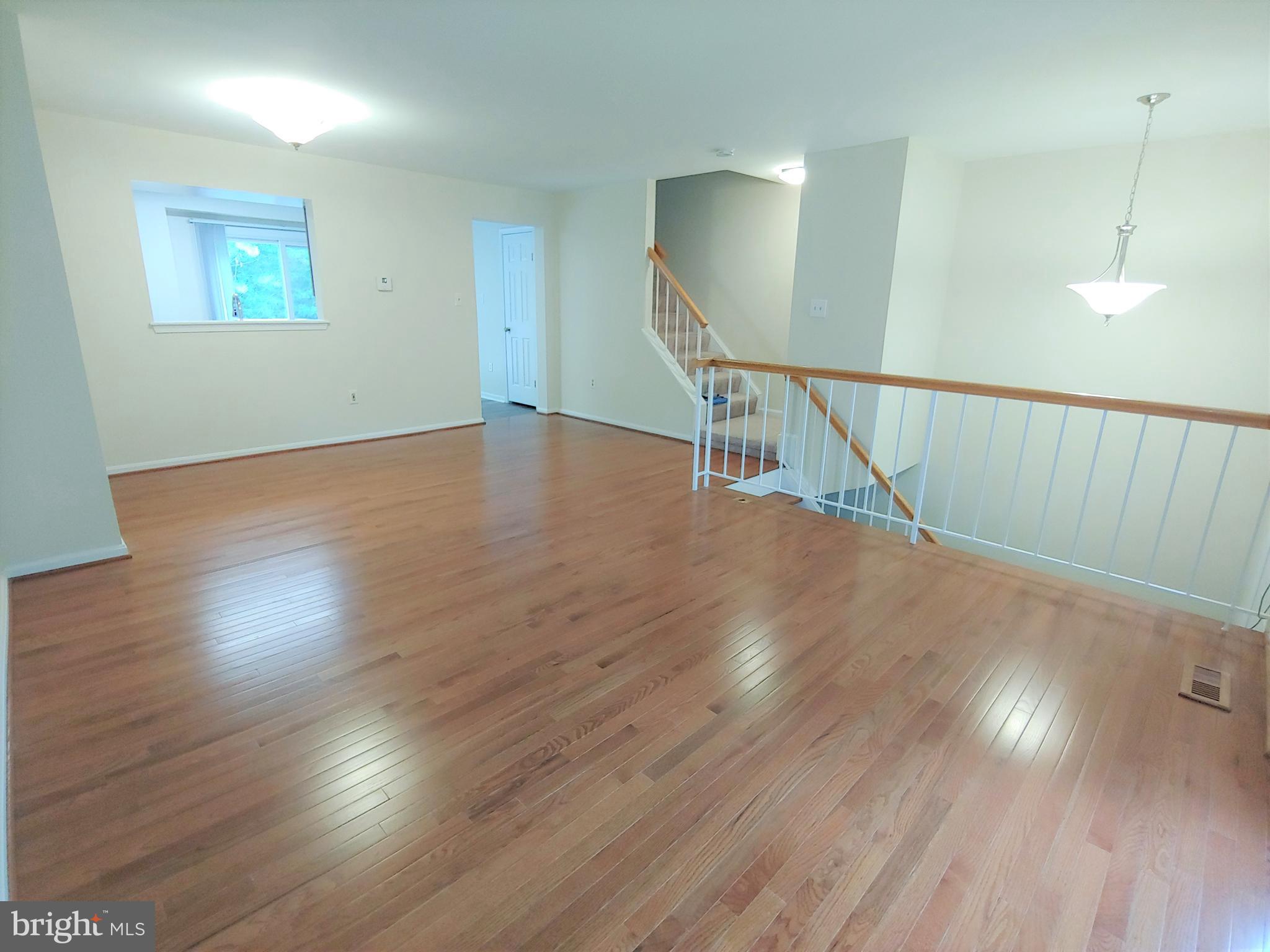 CROFTON MEADOWS - Residential Lease