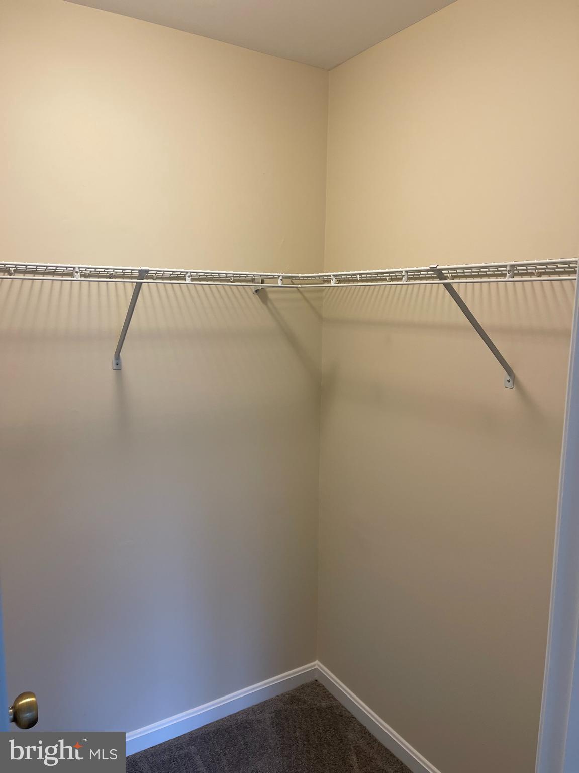 CROFTON MEADOWS - Residential Lease