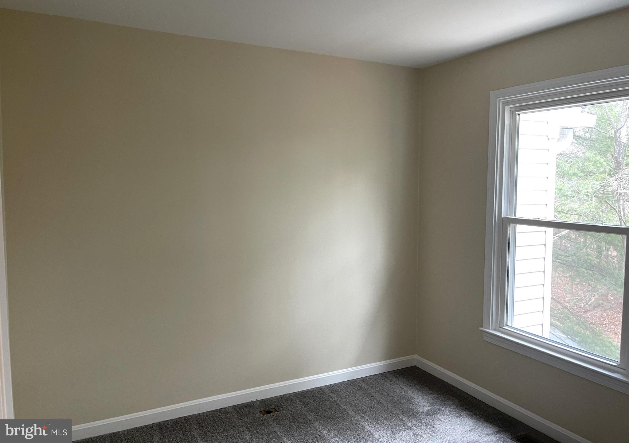 CROFTON MEADOWS - Residential Lease