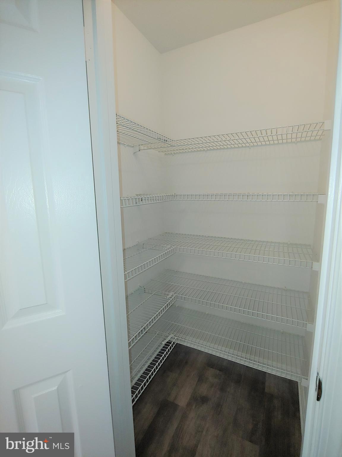 CROFTON MEADOWS - Residential Lease