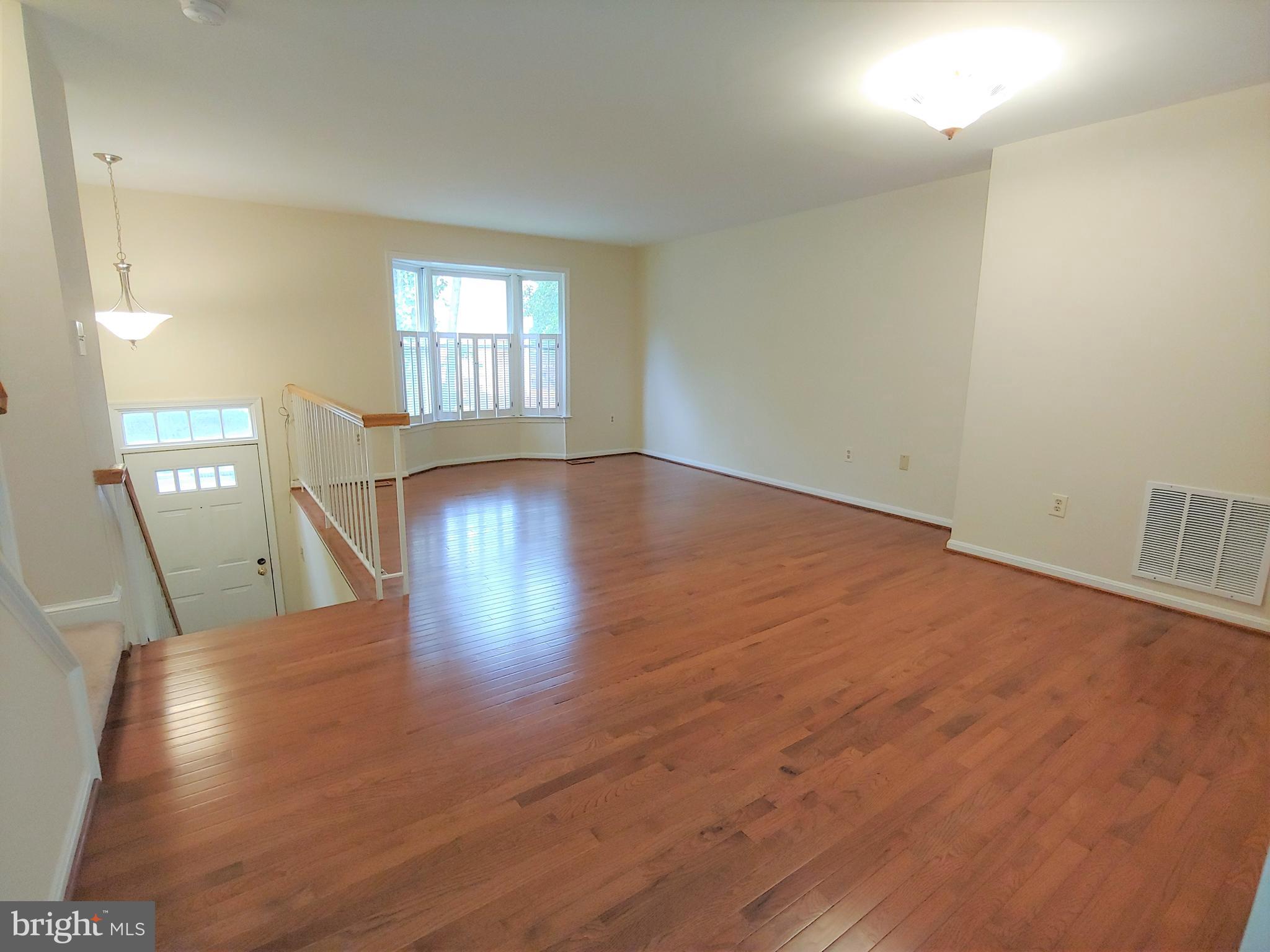 CROFTON MEADOWS - Residential Lease