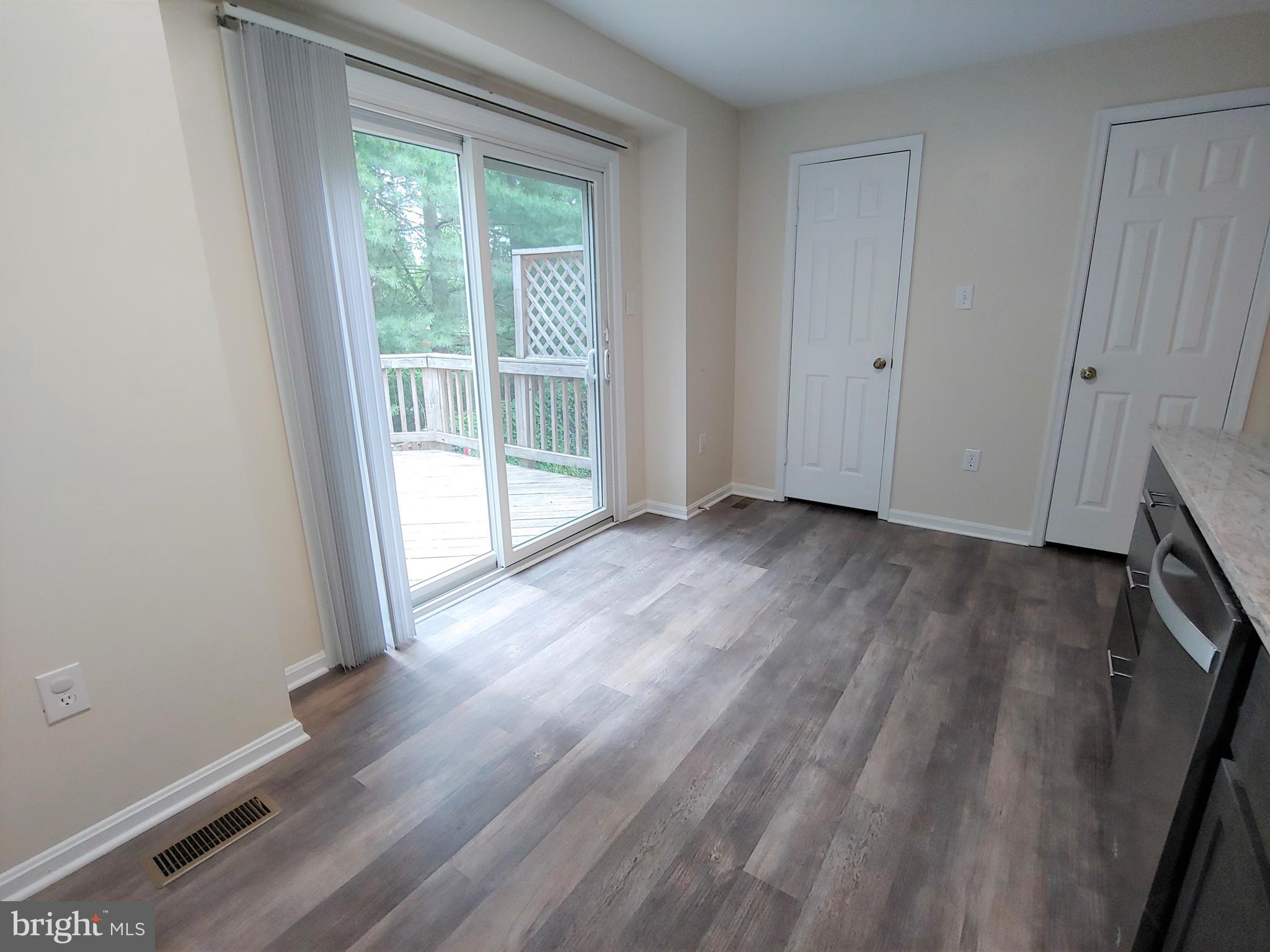 CROFTON MEADOWS - Residential Lease