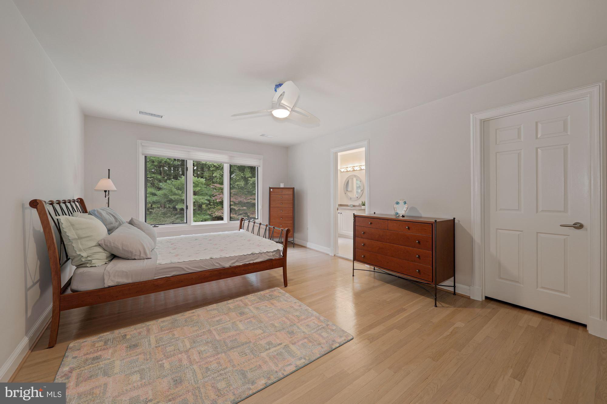 FALCONHURST - Residential