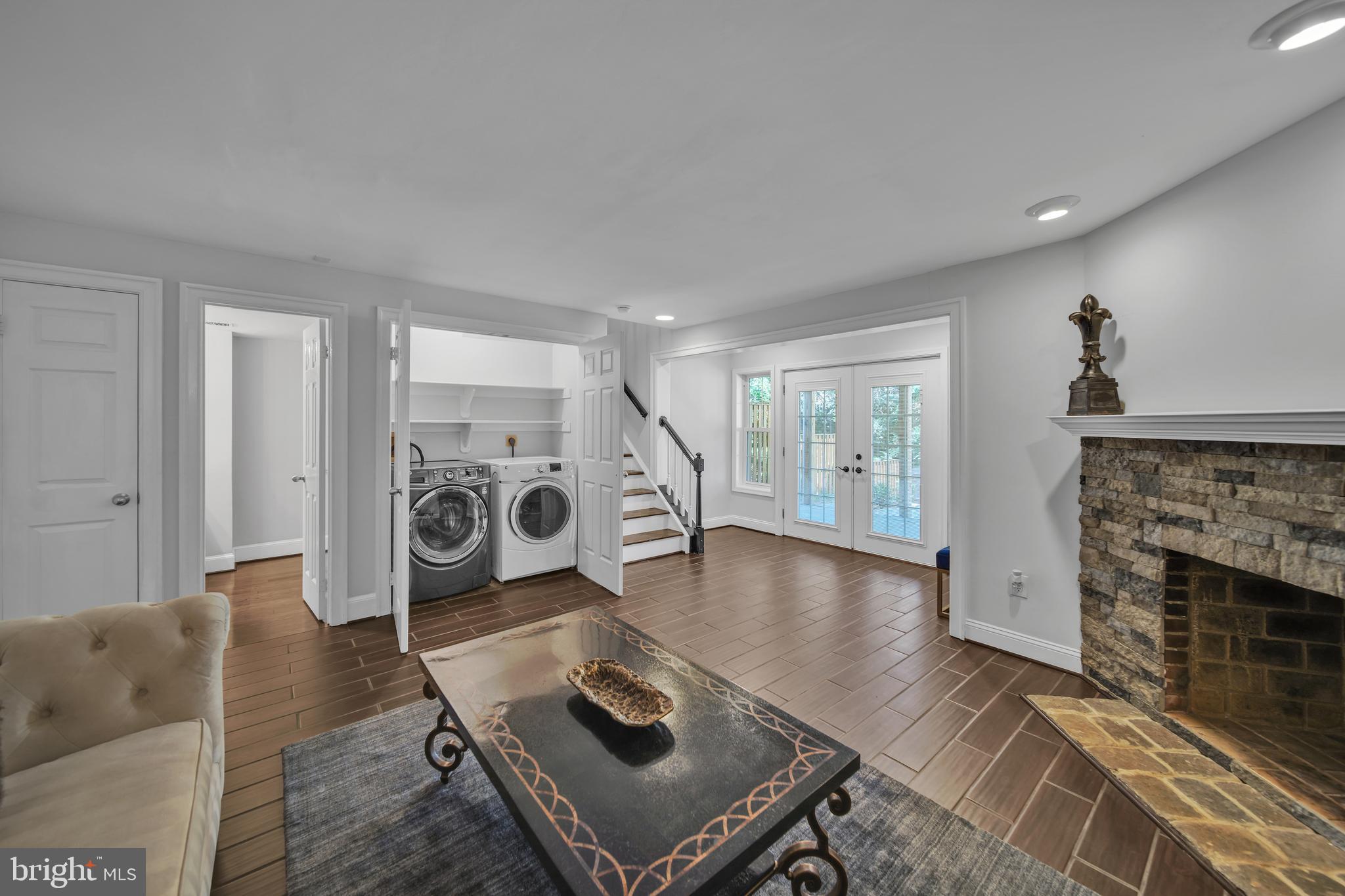 DECOVERLY ADVENTURE - Residential