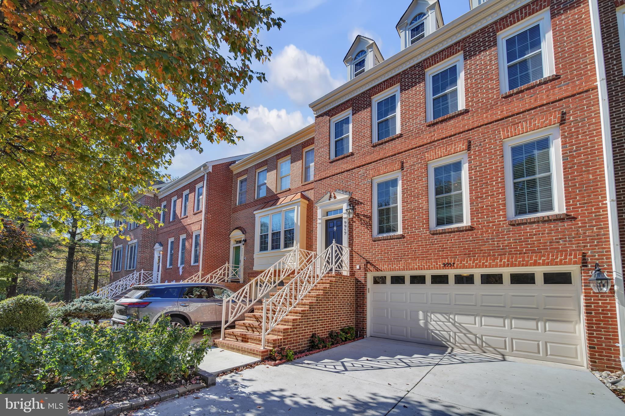 9957 FOXBOROUGH CIRCLE