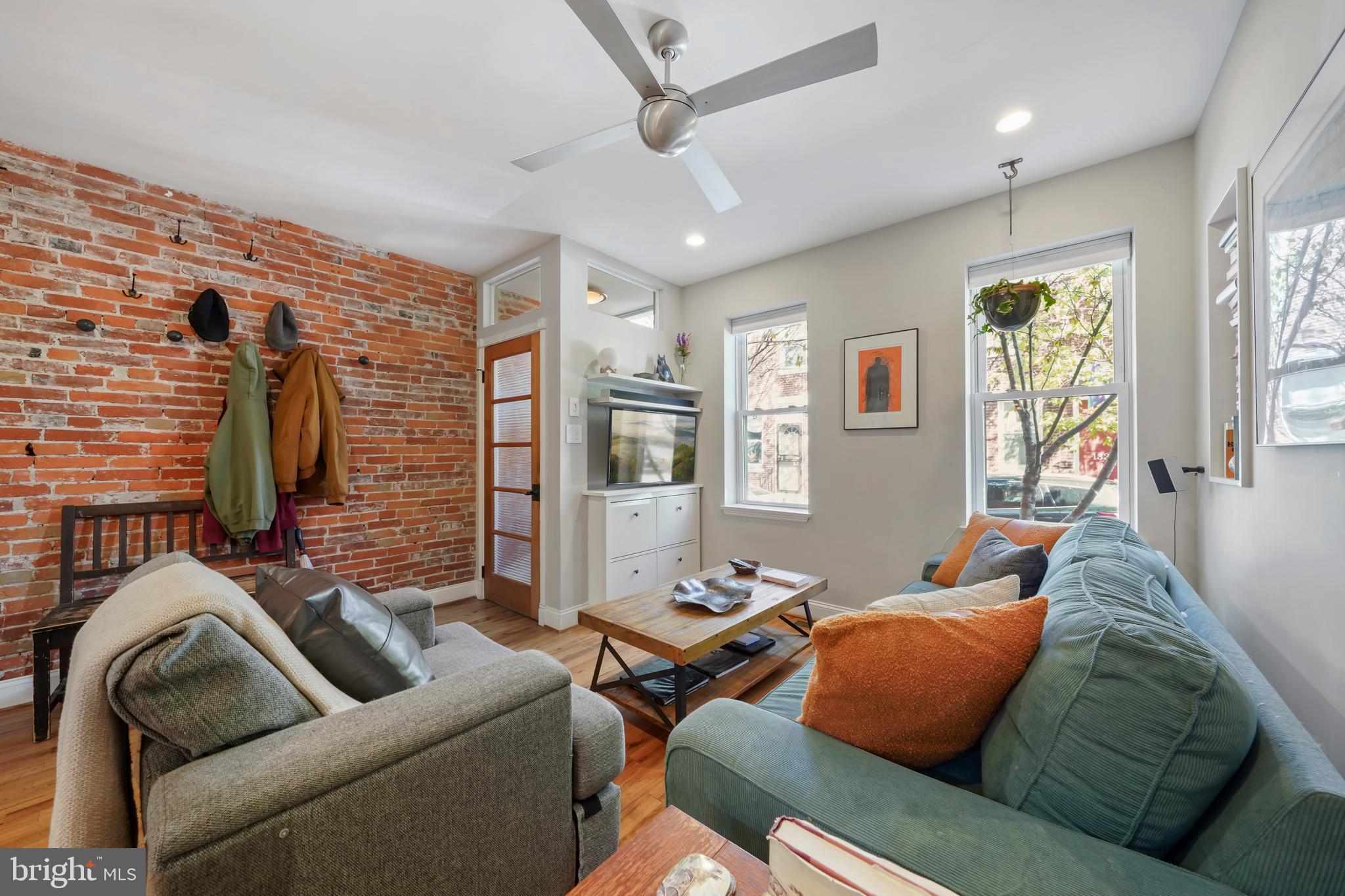 PASSYUNK SQUARE - Residential