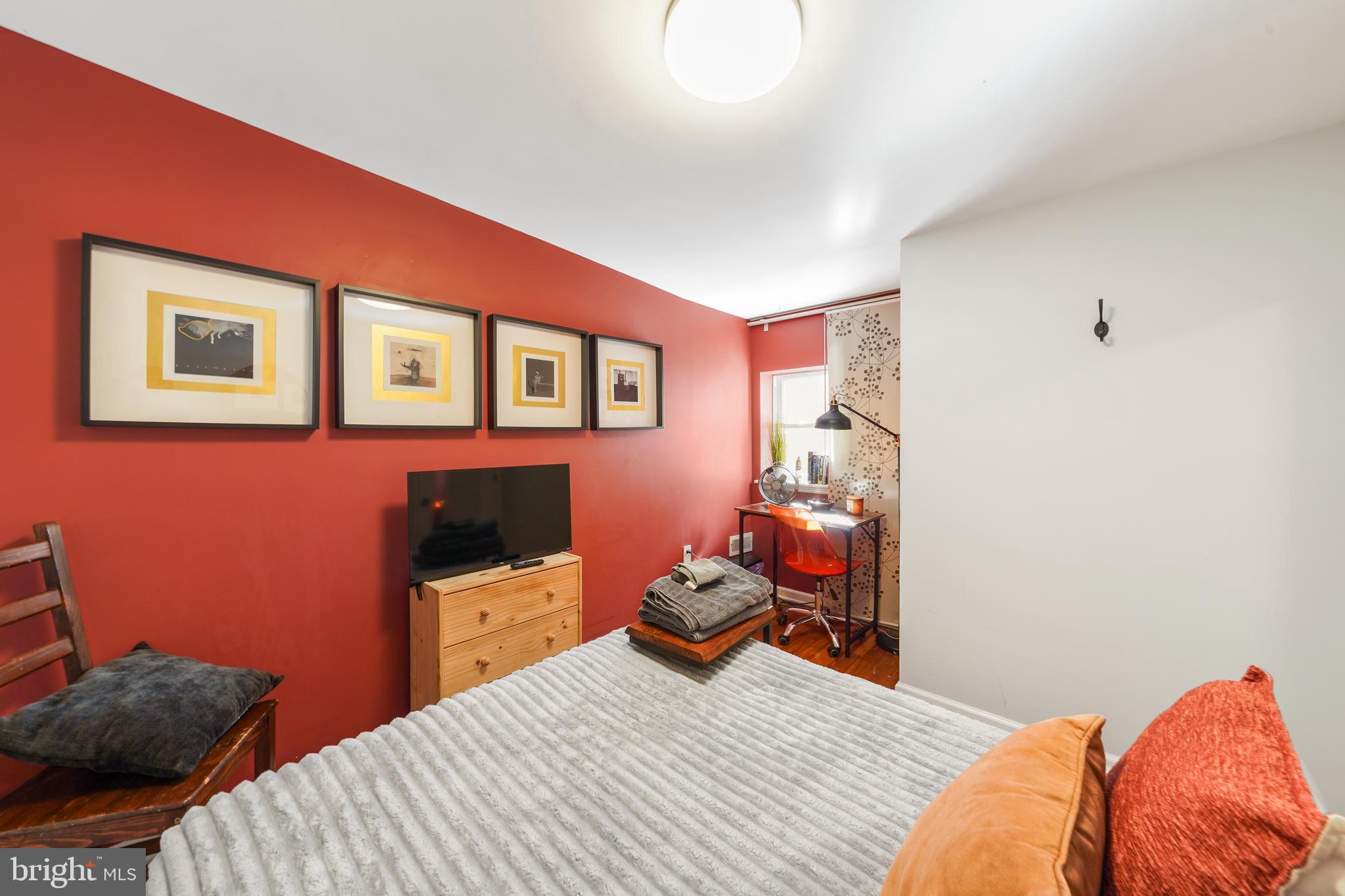 PASSYUNK SQUARE - Residential