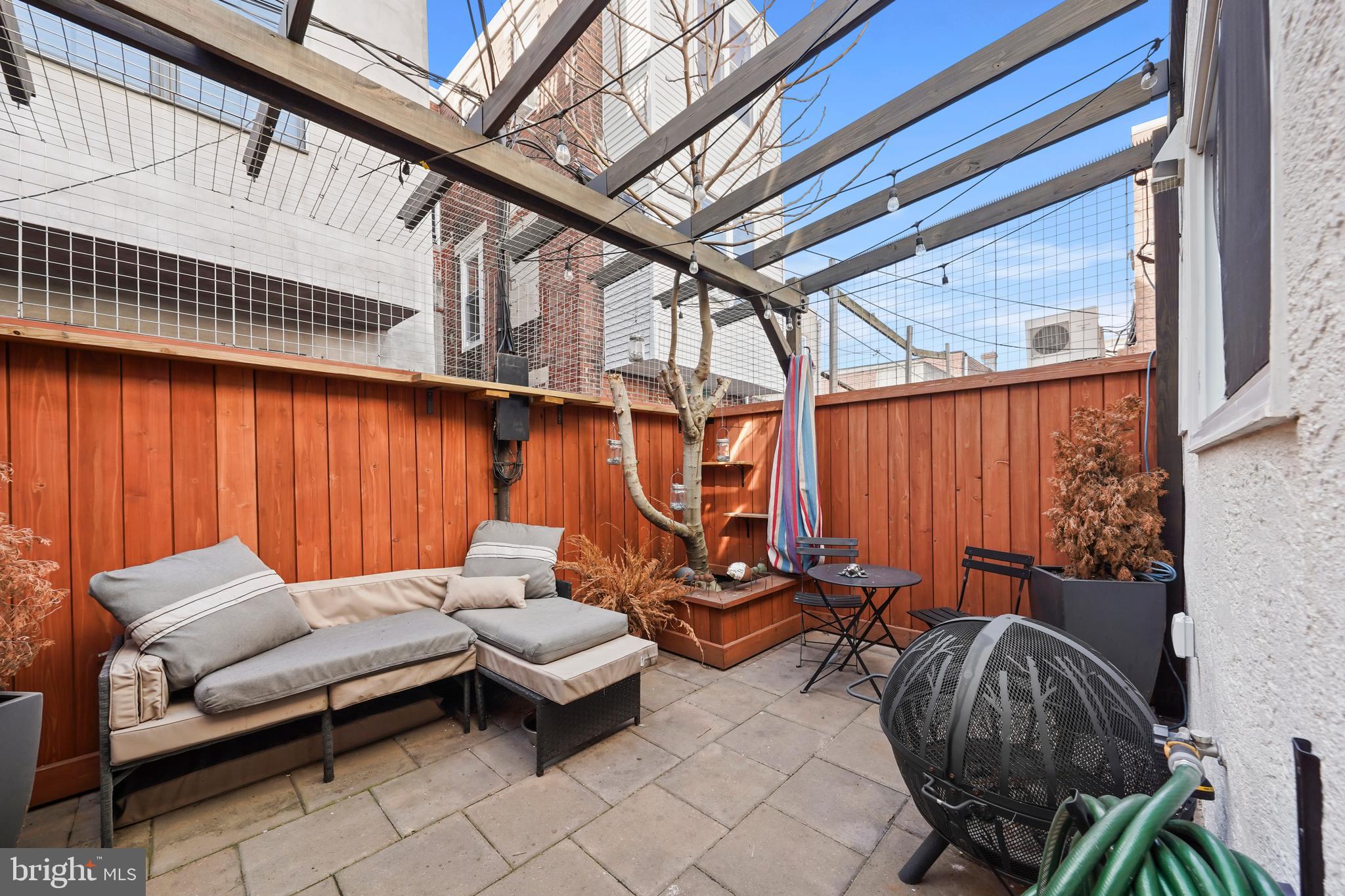 PASSYUNK SQUARE - Residential