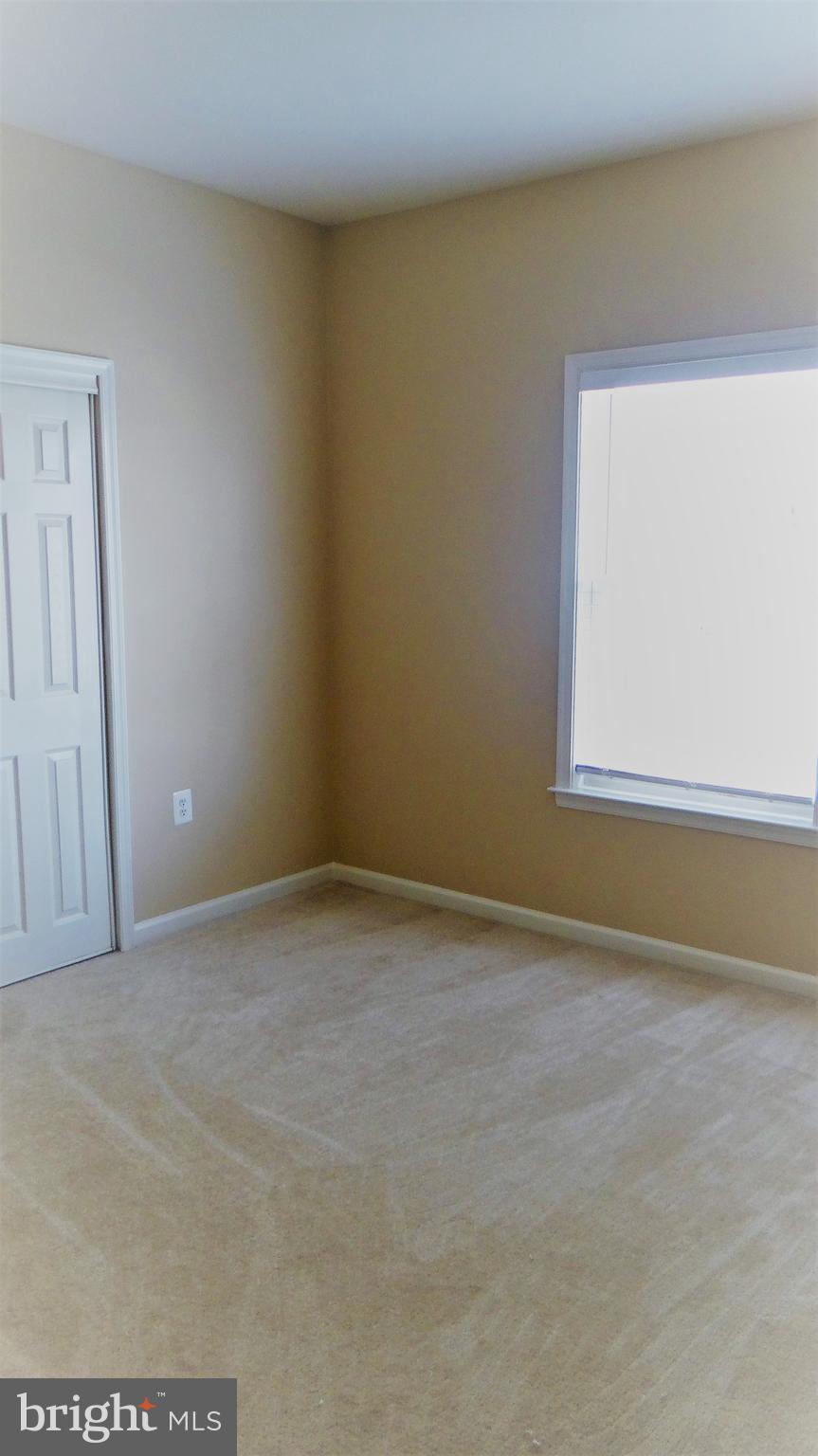 FALLS RUN - Residential Lease