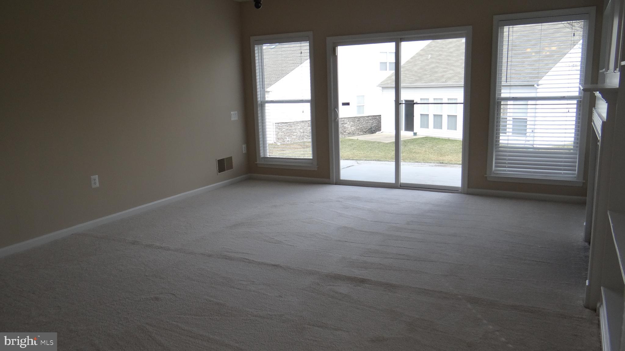 FALLS RUN - Residential Lease