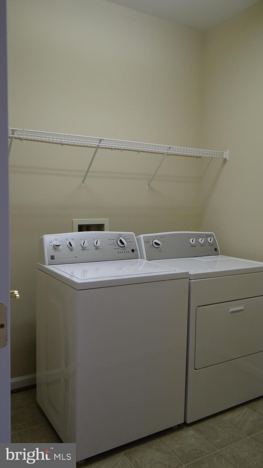 FALLS RUN - Residential Lease