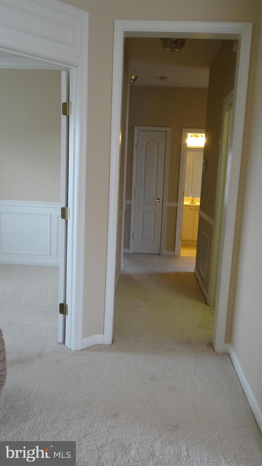 FALLS RUN - Residential Lease