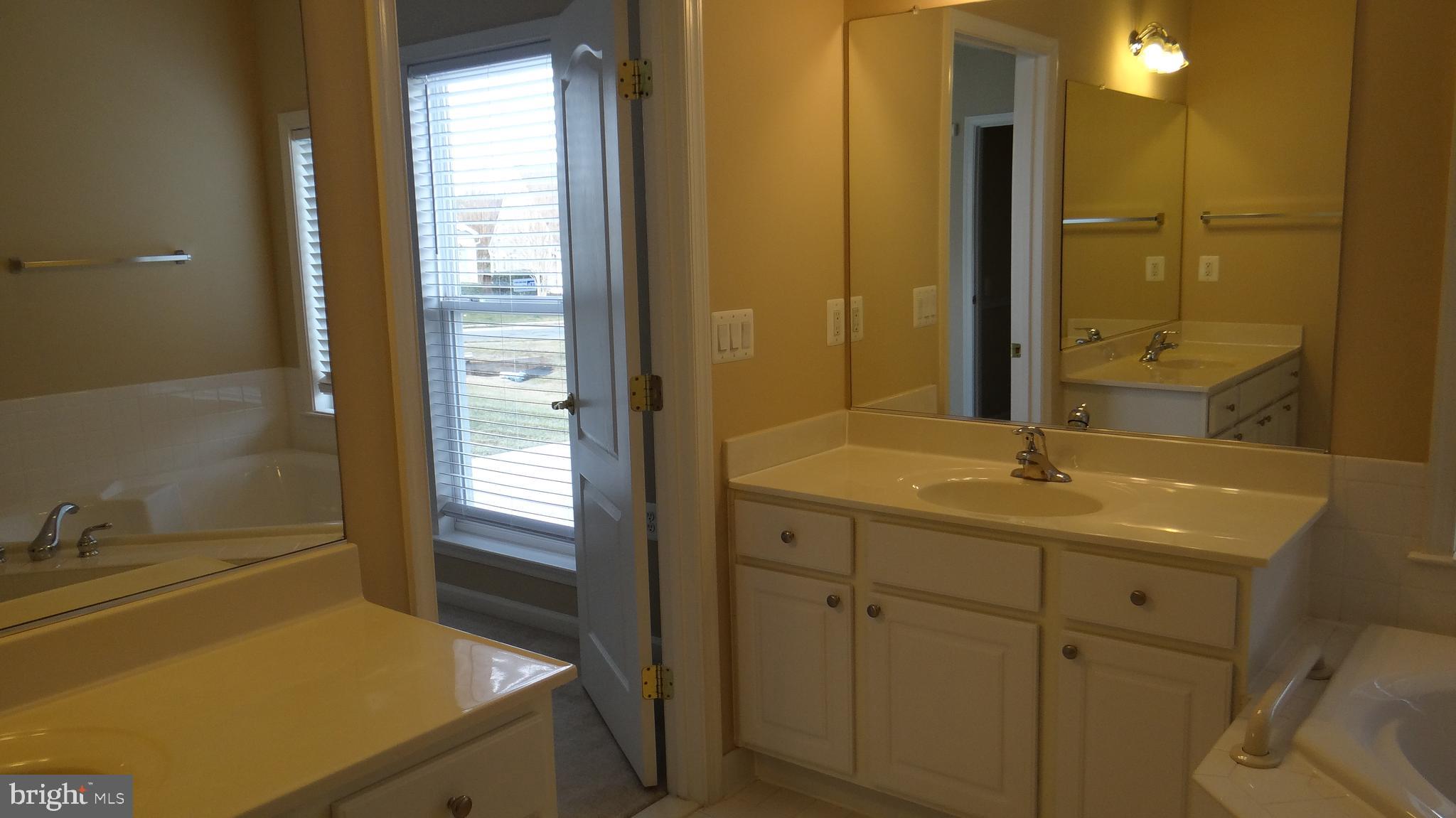 FALLS RUN - Residential Lease