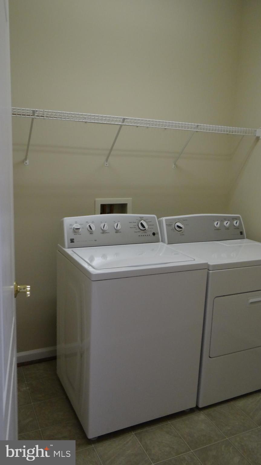 FALLS RUN - Residential Lease