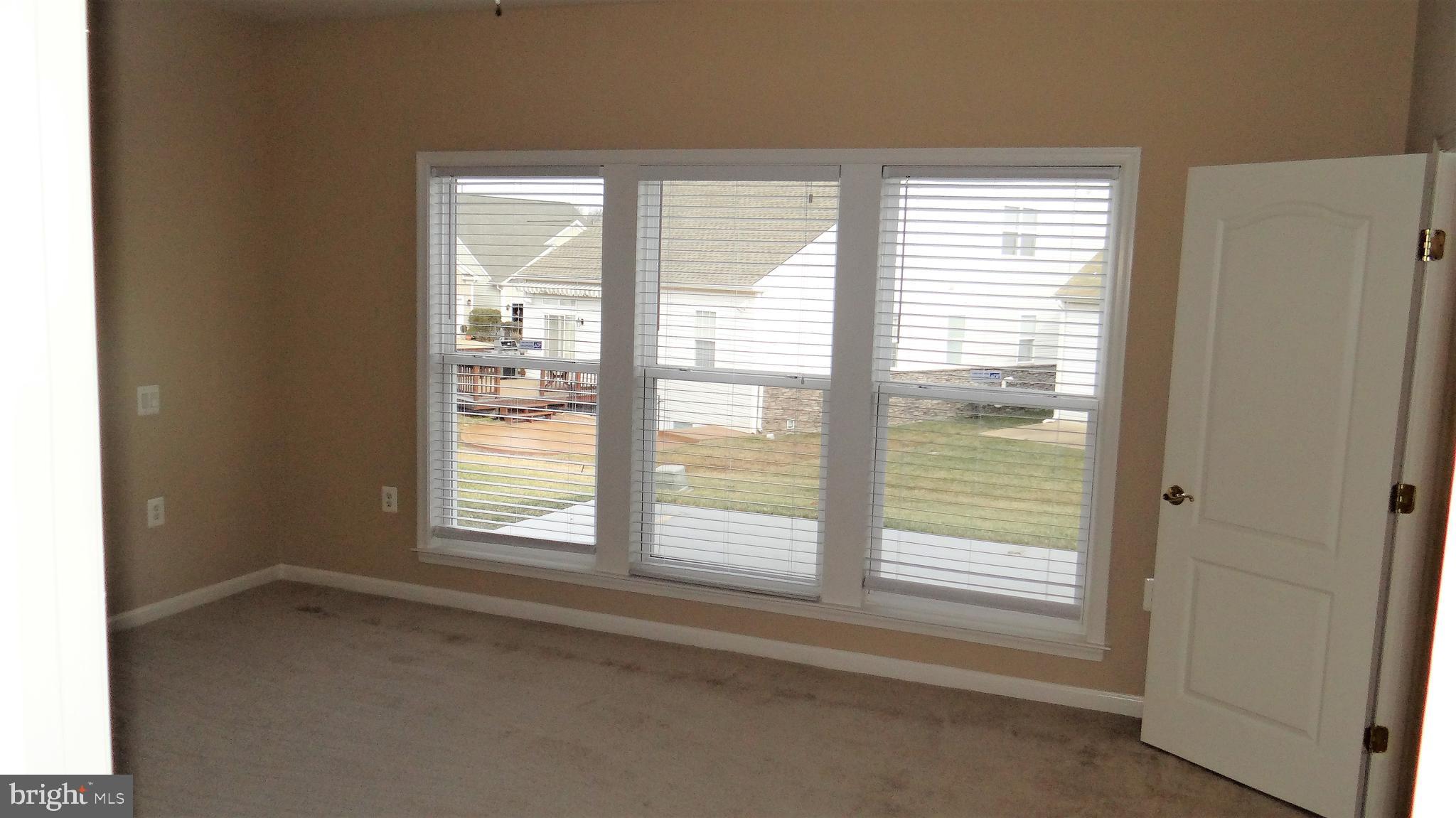 FALLS RUN - Residential Lease