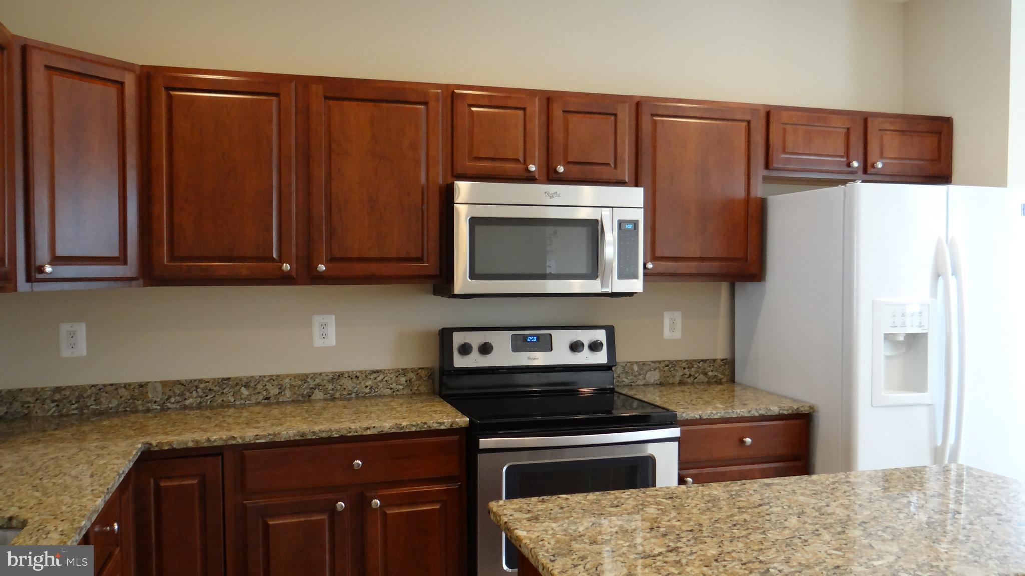 FALLS RUN - Residential Lease