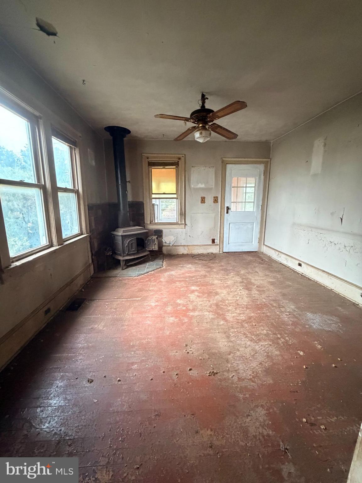 545 WALTHER ROAD