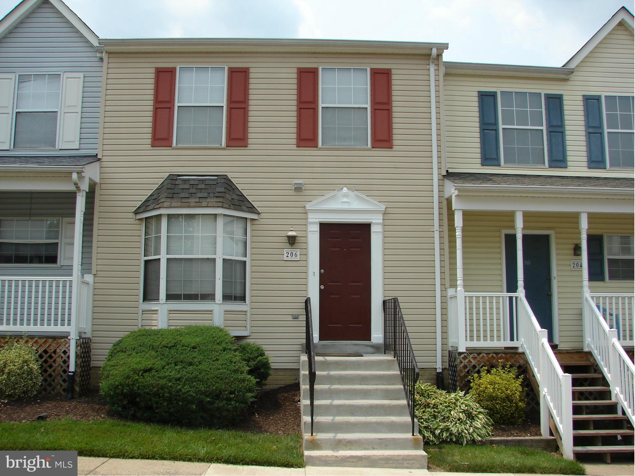 SUNNINGDALE MEADOWS - Residential