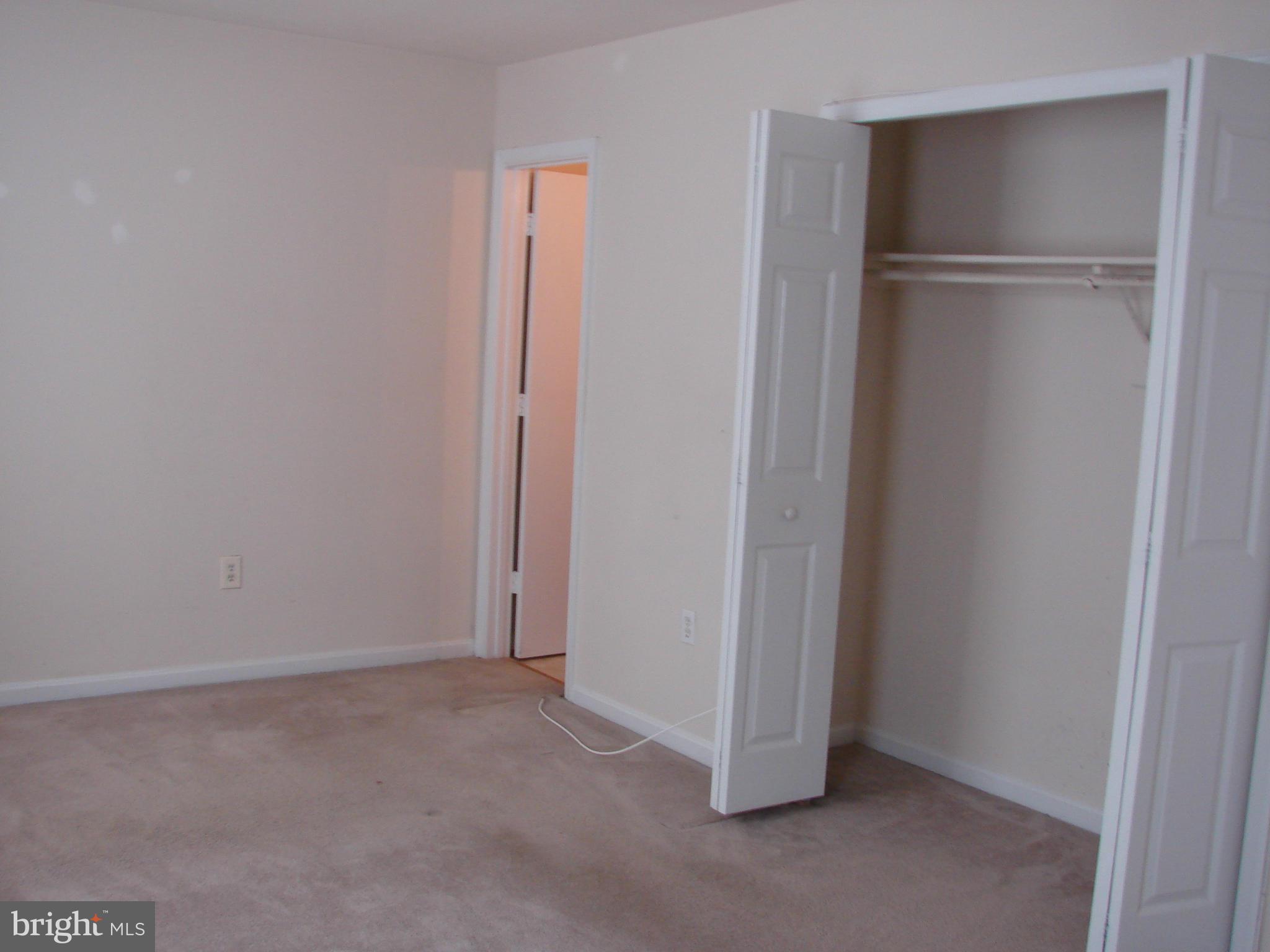 SUNNINGDALE MEADOWS - Residential