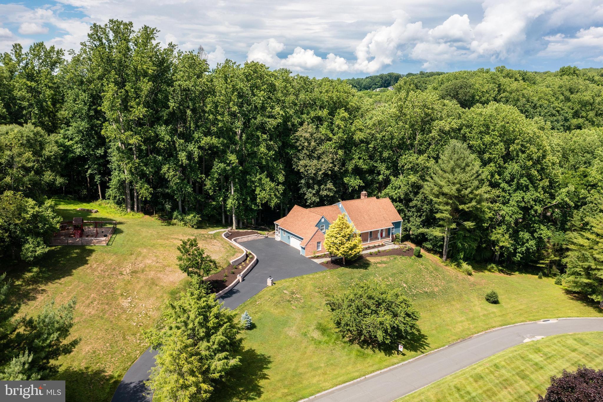 MY LADY'S MANOR - Residential