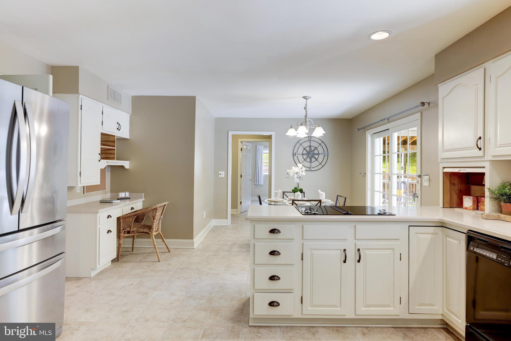 MY LADY'S MANOR - Residential