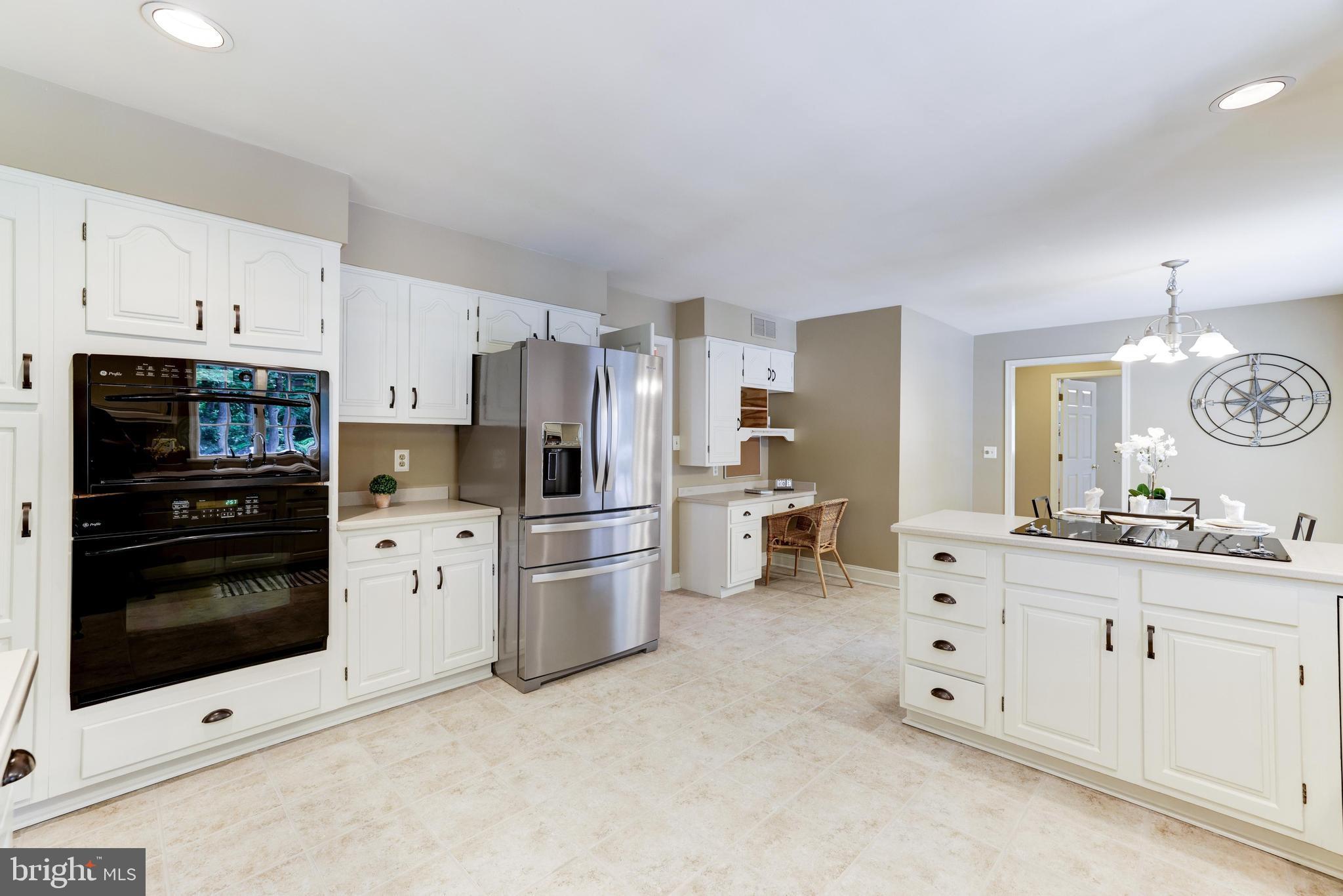 MY LADY'S MANOR - Residential