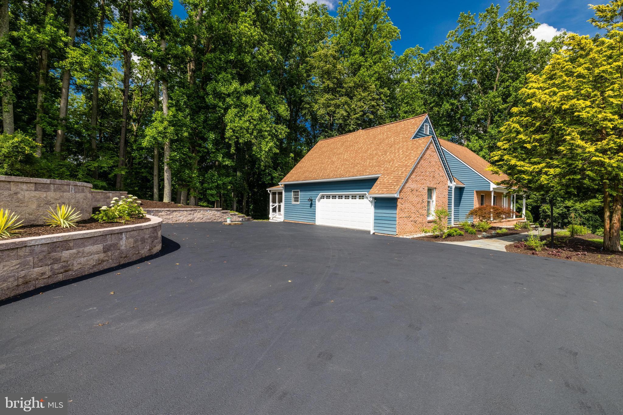 MY LADY'S MANOR - Residential