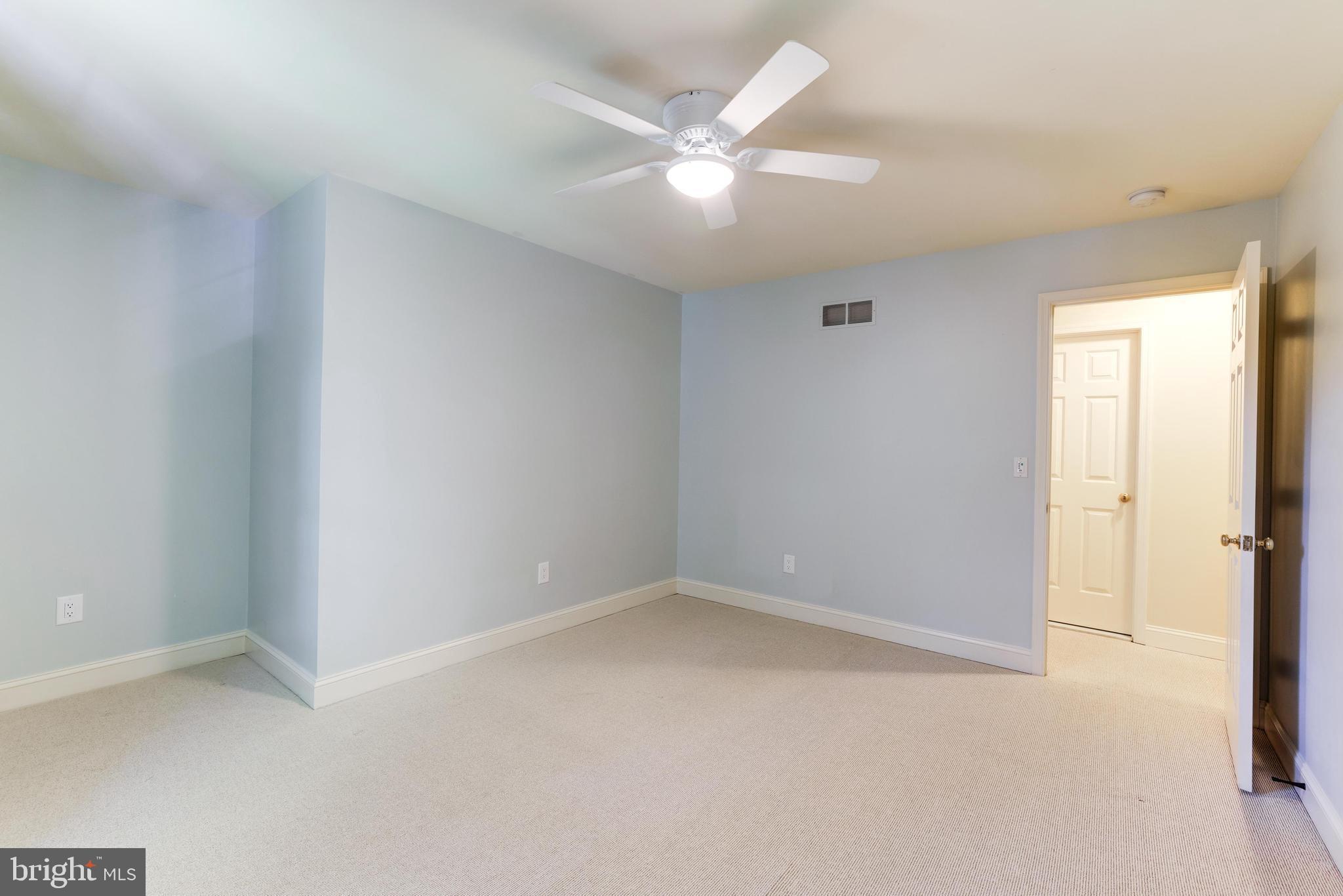 MY LADY'S MANOR - Residential