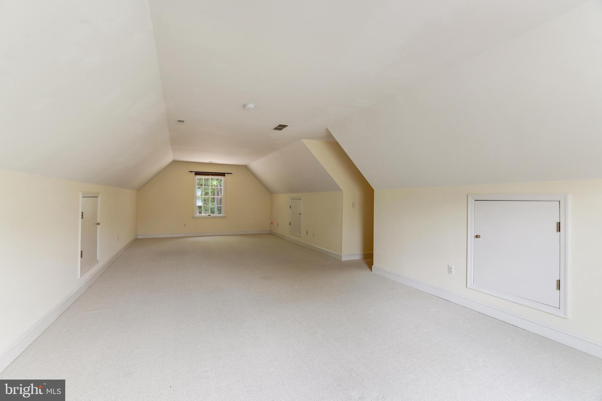 MY LADY'S MANOR - Residential