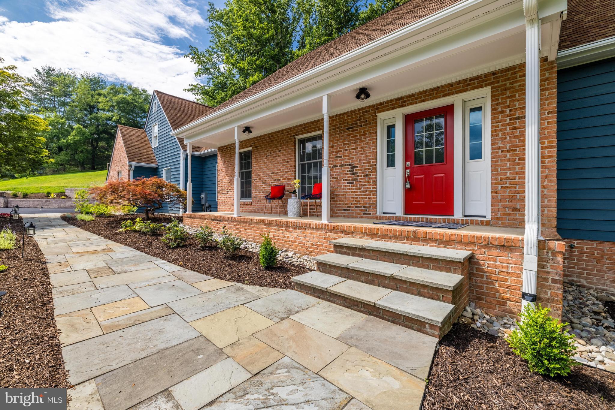 MY LADY'S MANOR - Residential