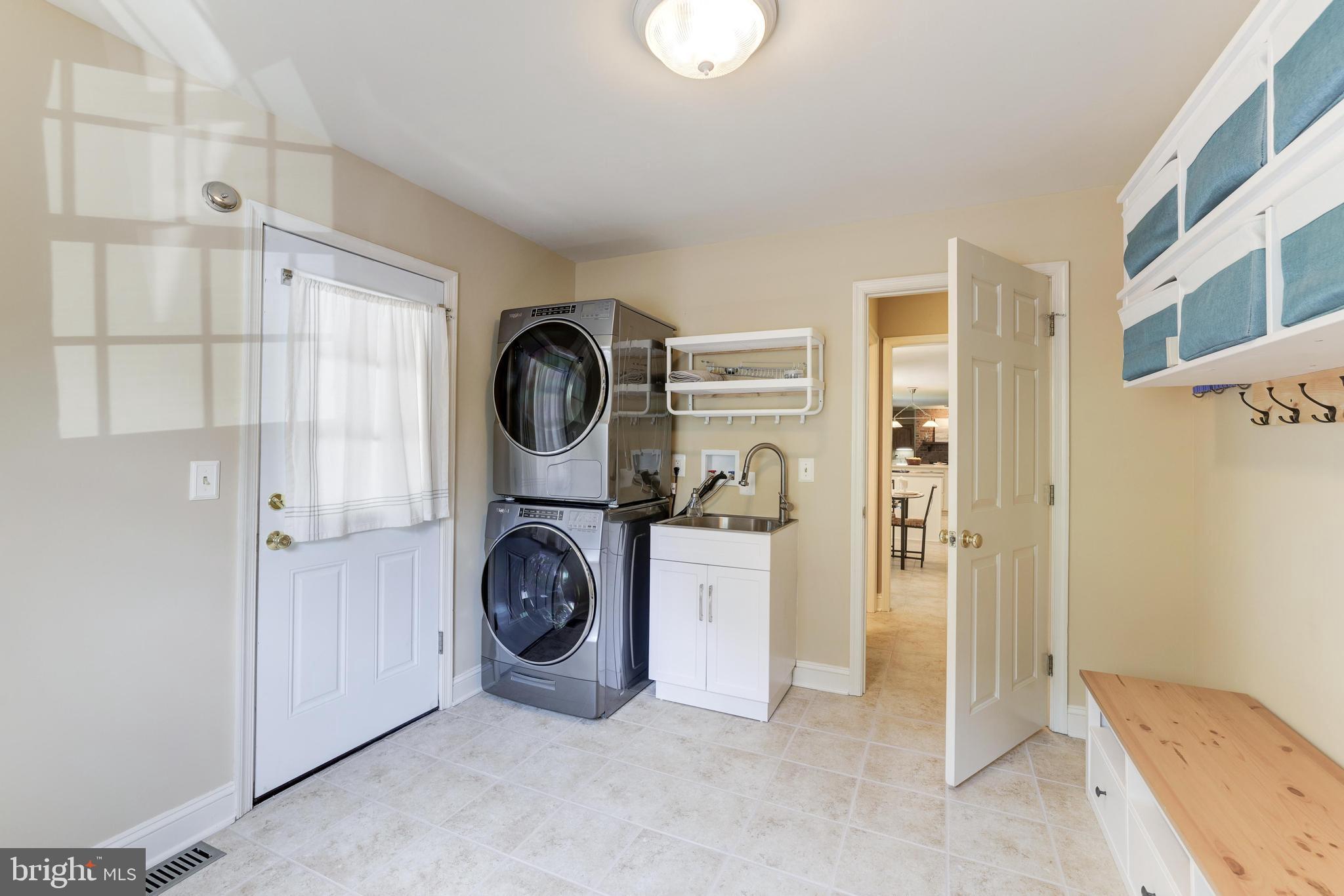 MY LADY'S MANOR - Residential