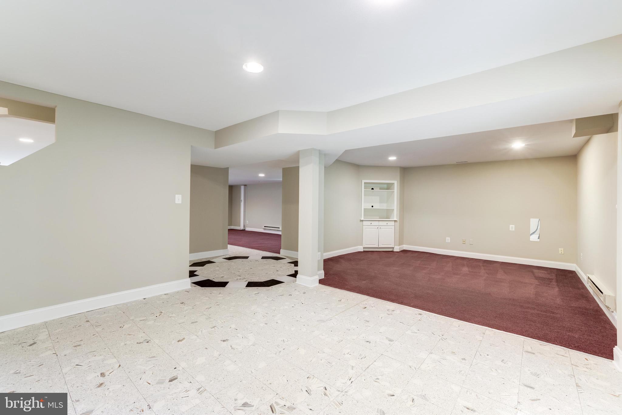 MY LADY'S MANOR - Residential