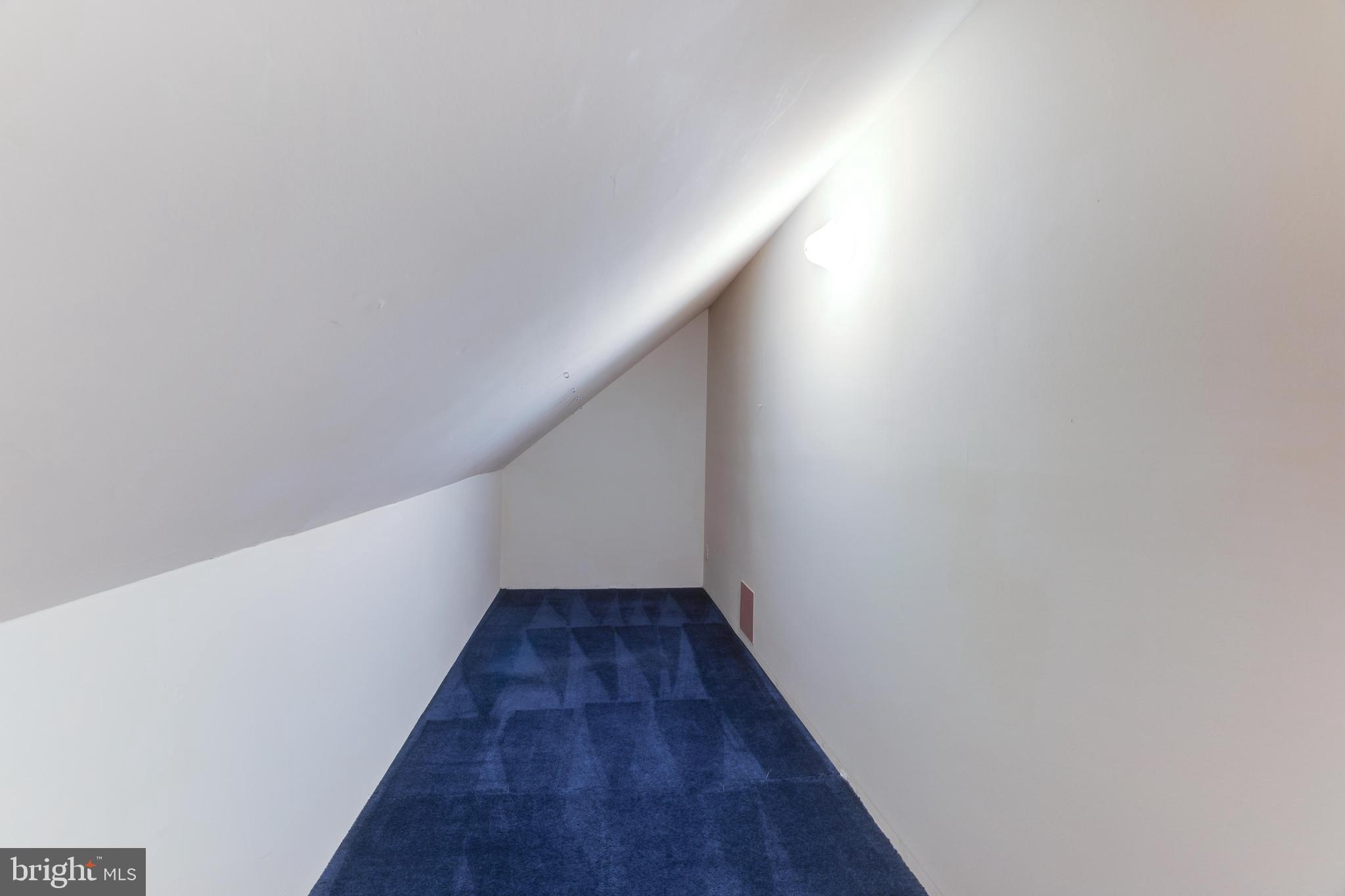 MY LADY'S MANOR - Residential